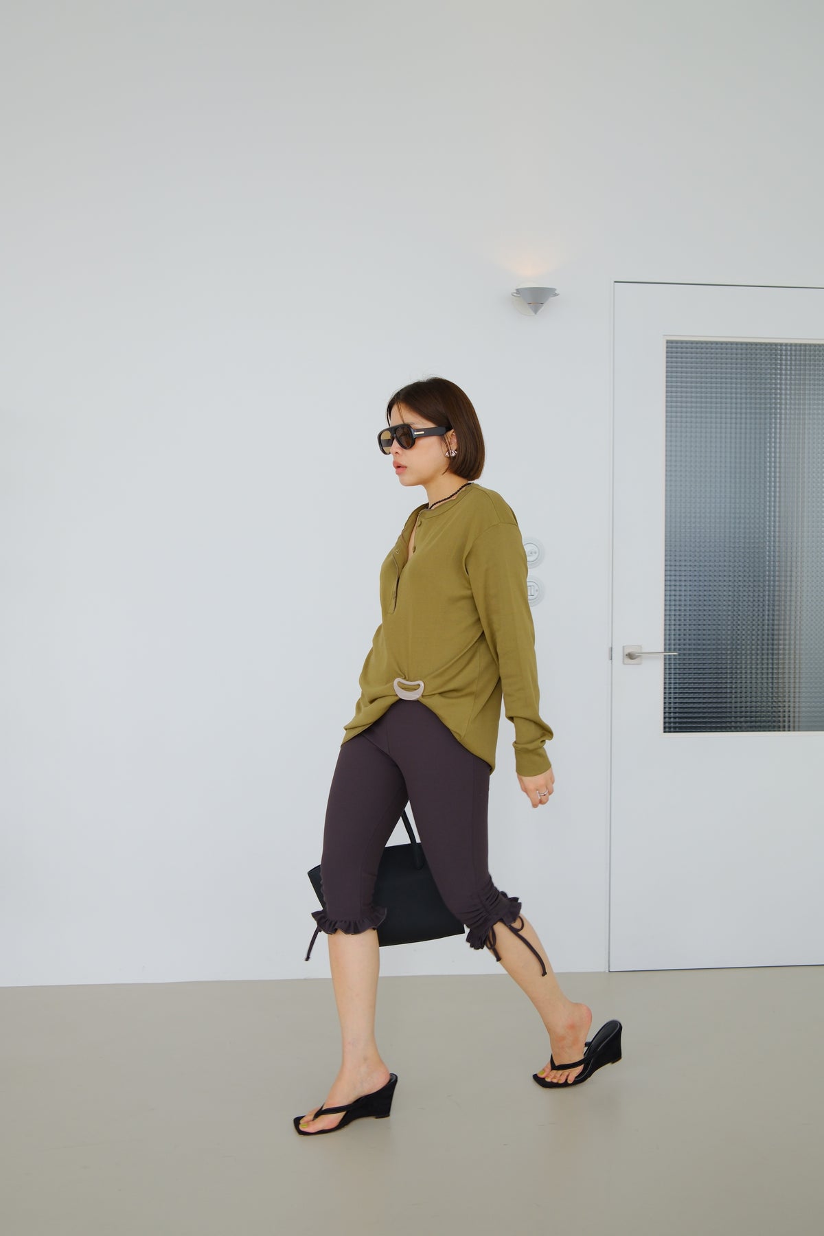 Lottie Ruched Ruffle Capri Pants
