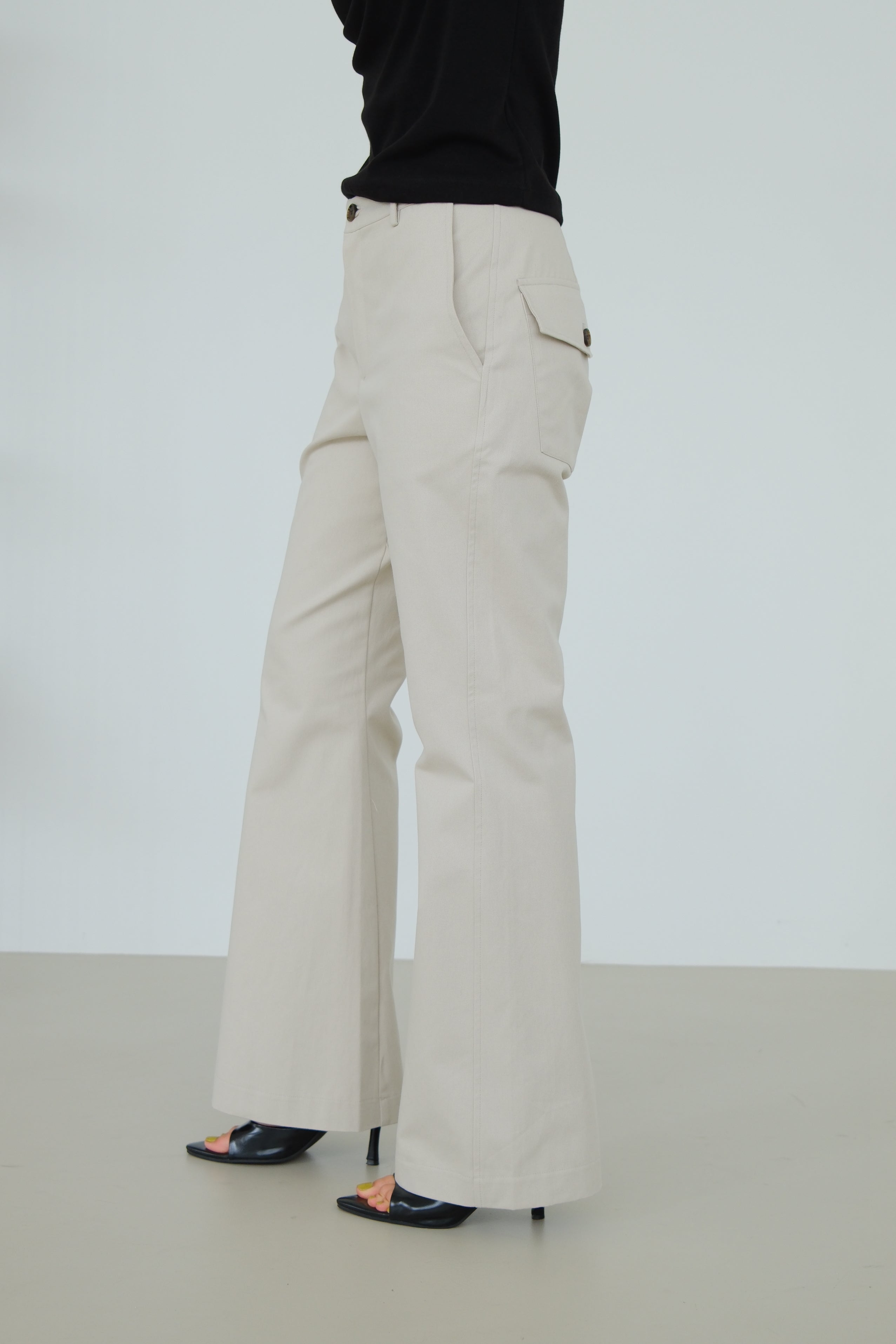 Nora Seam Flared Trousers