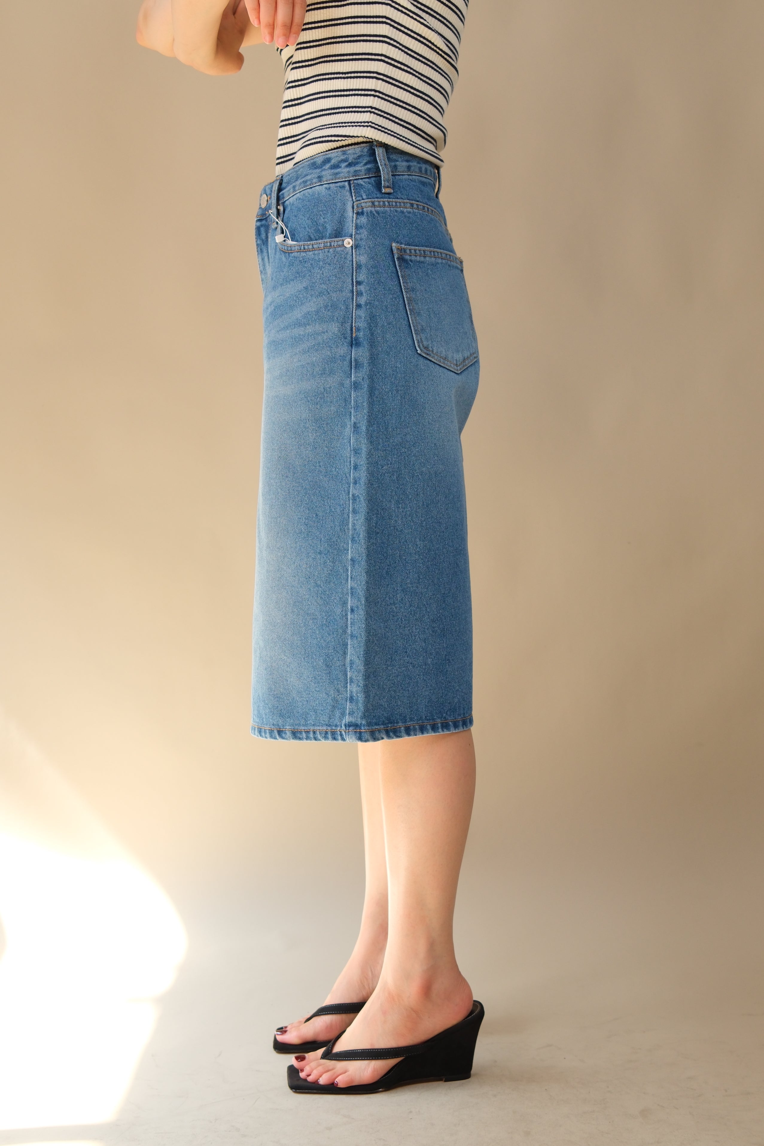 Lyn Jorts relaxed fit jeans