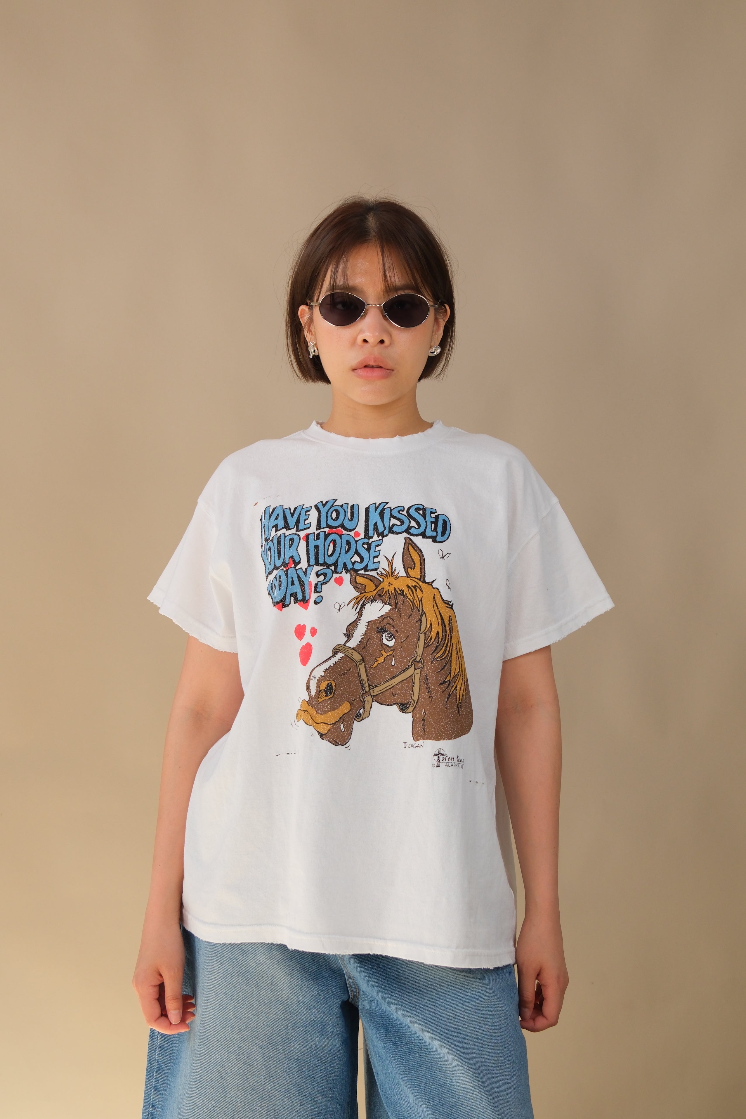 Kiss you horse funny tee