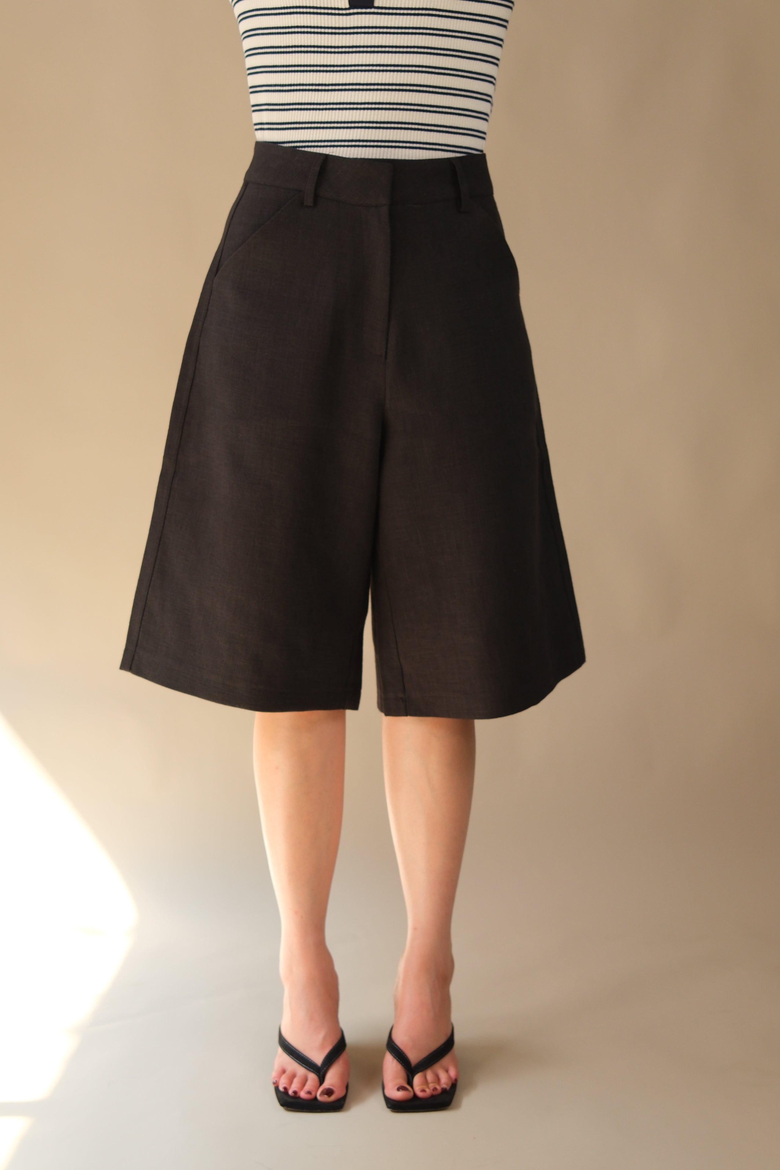 Linen bermuda shorts