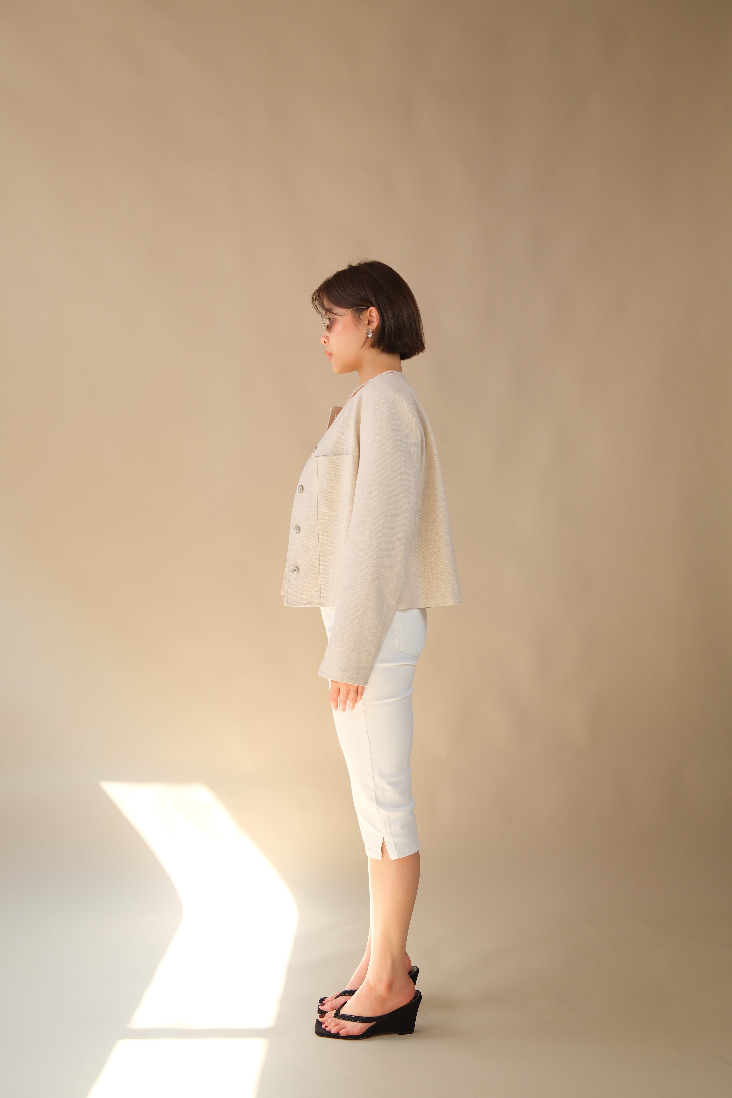 Round Neck Cropped Linen Jacket
