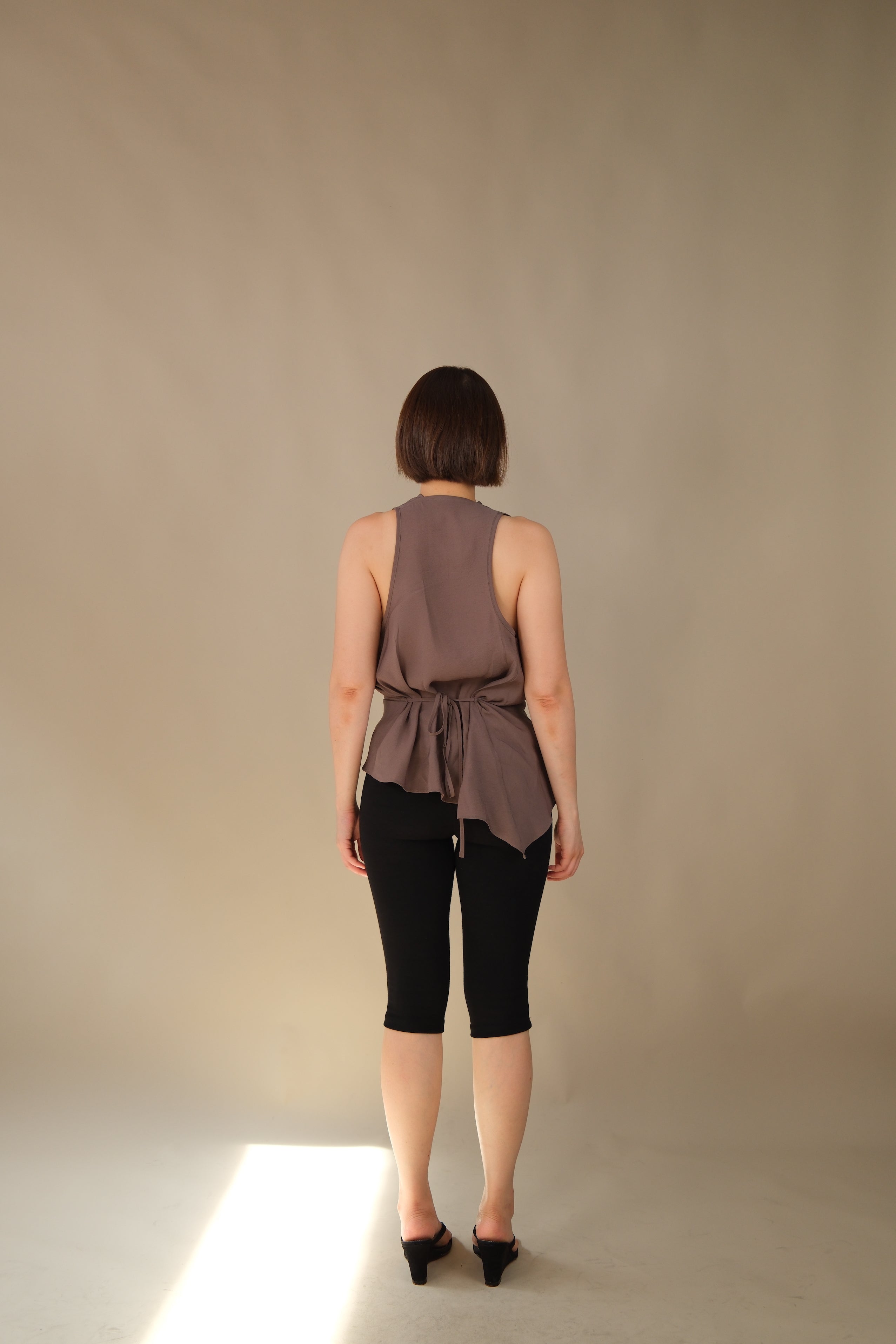 Eyelet capri pants