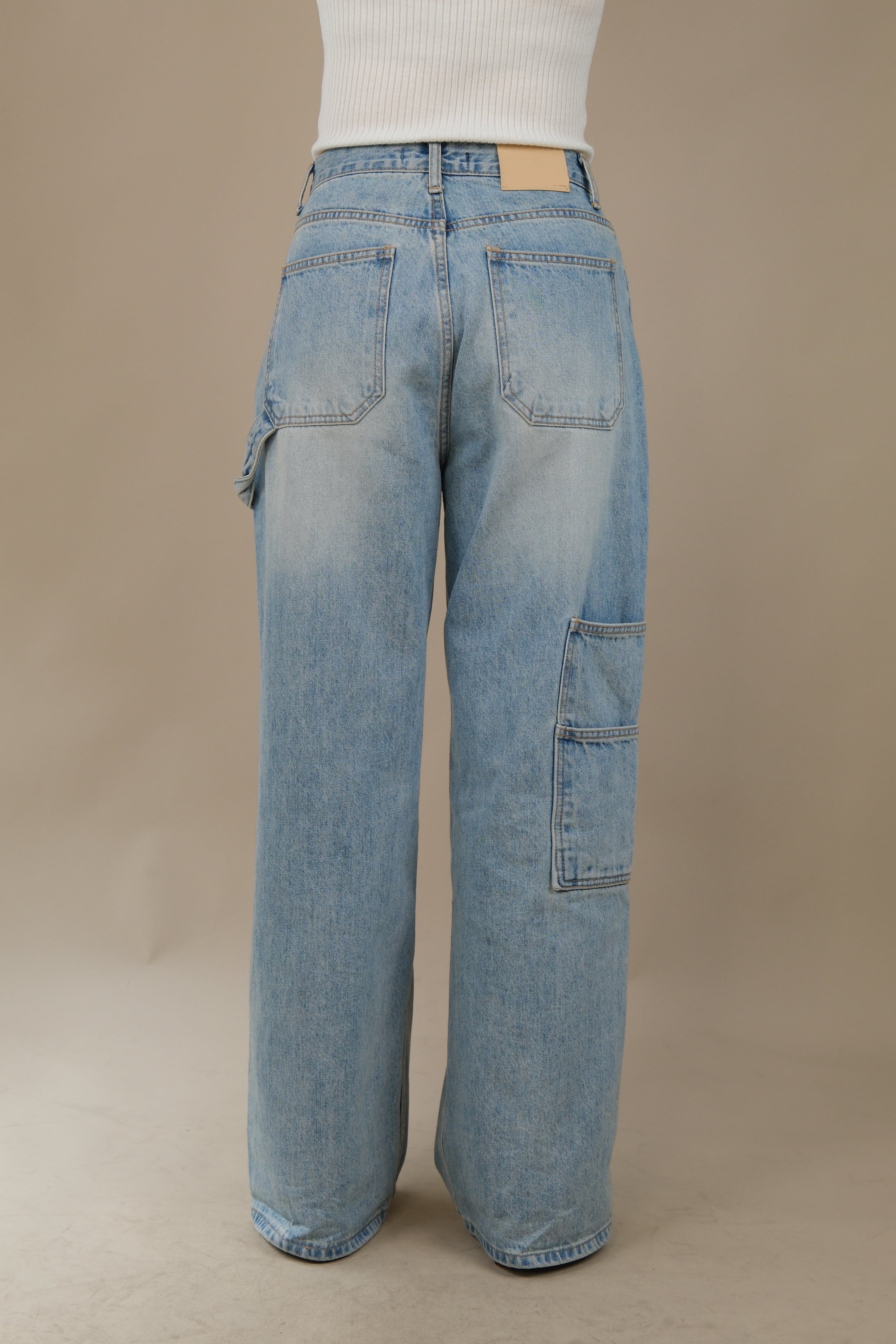 Utility pocket jeans