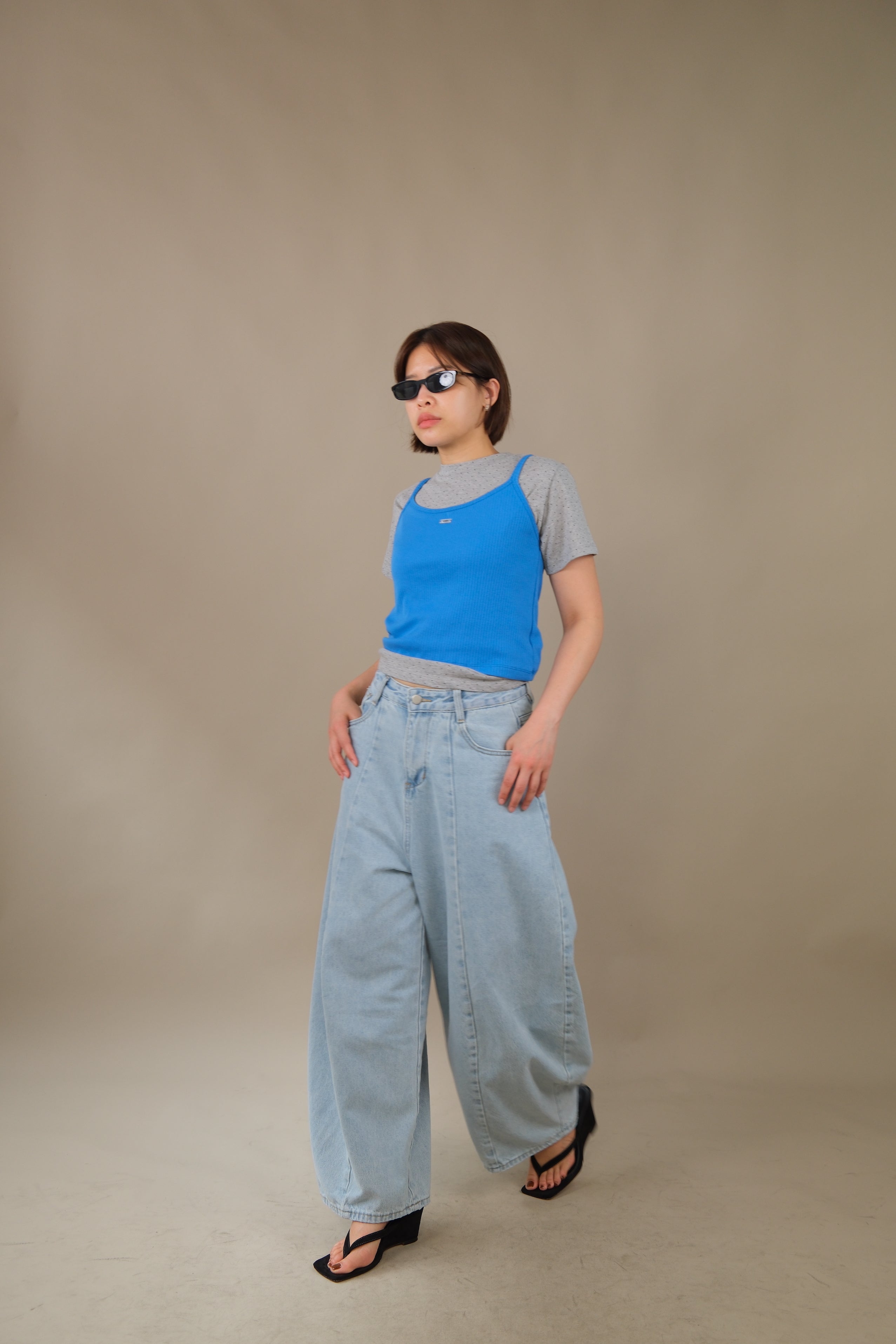 Cloudy blue Balloon jeans
