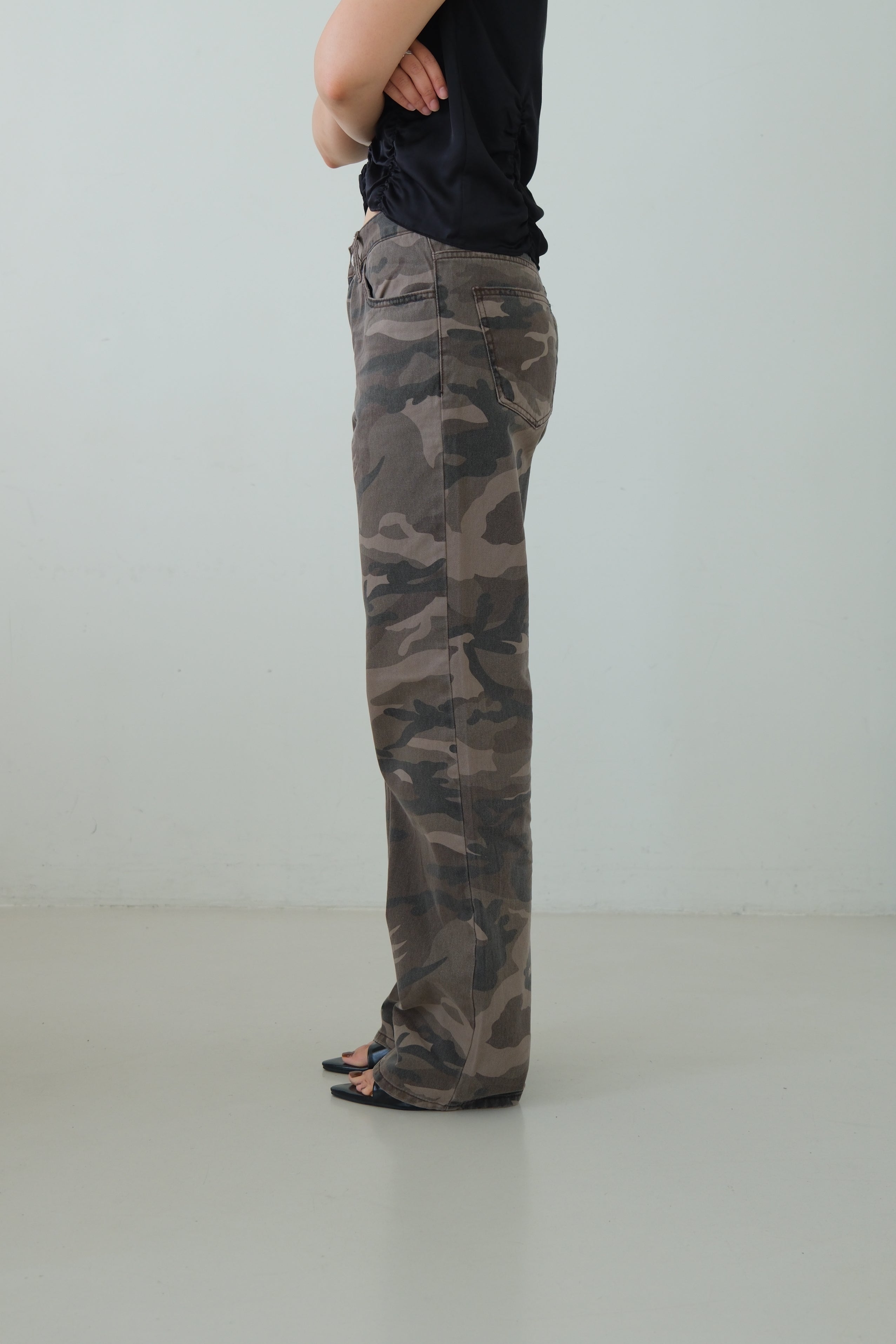 Camo lower jeans