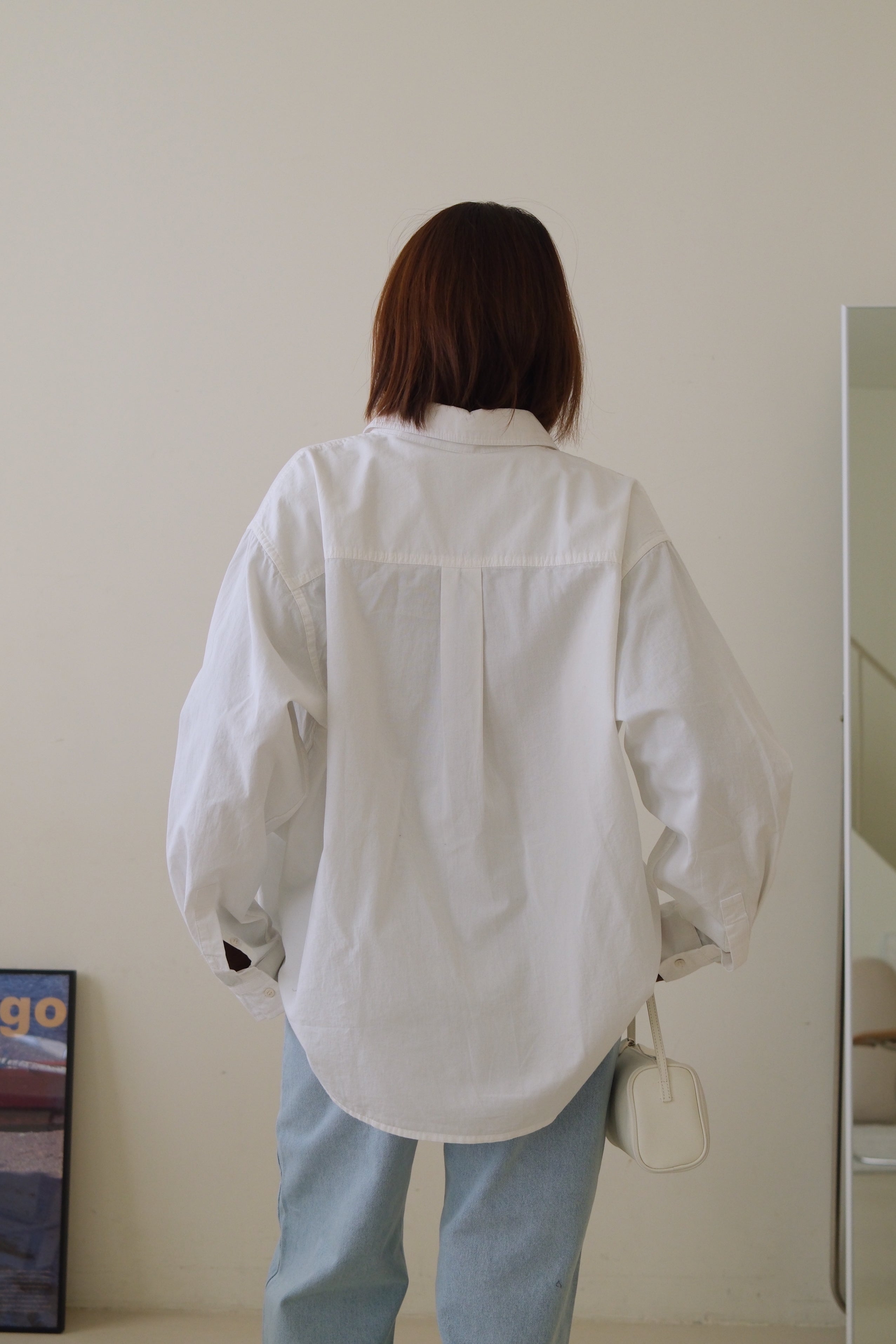 Mini pocket oversized shirt