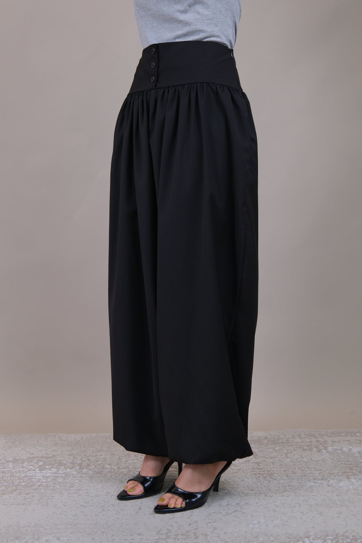 Elara Button Waist Balloon Pants