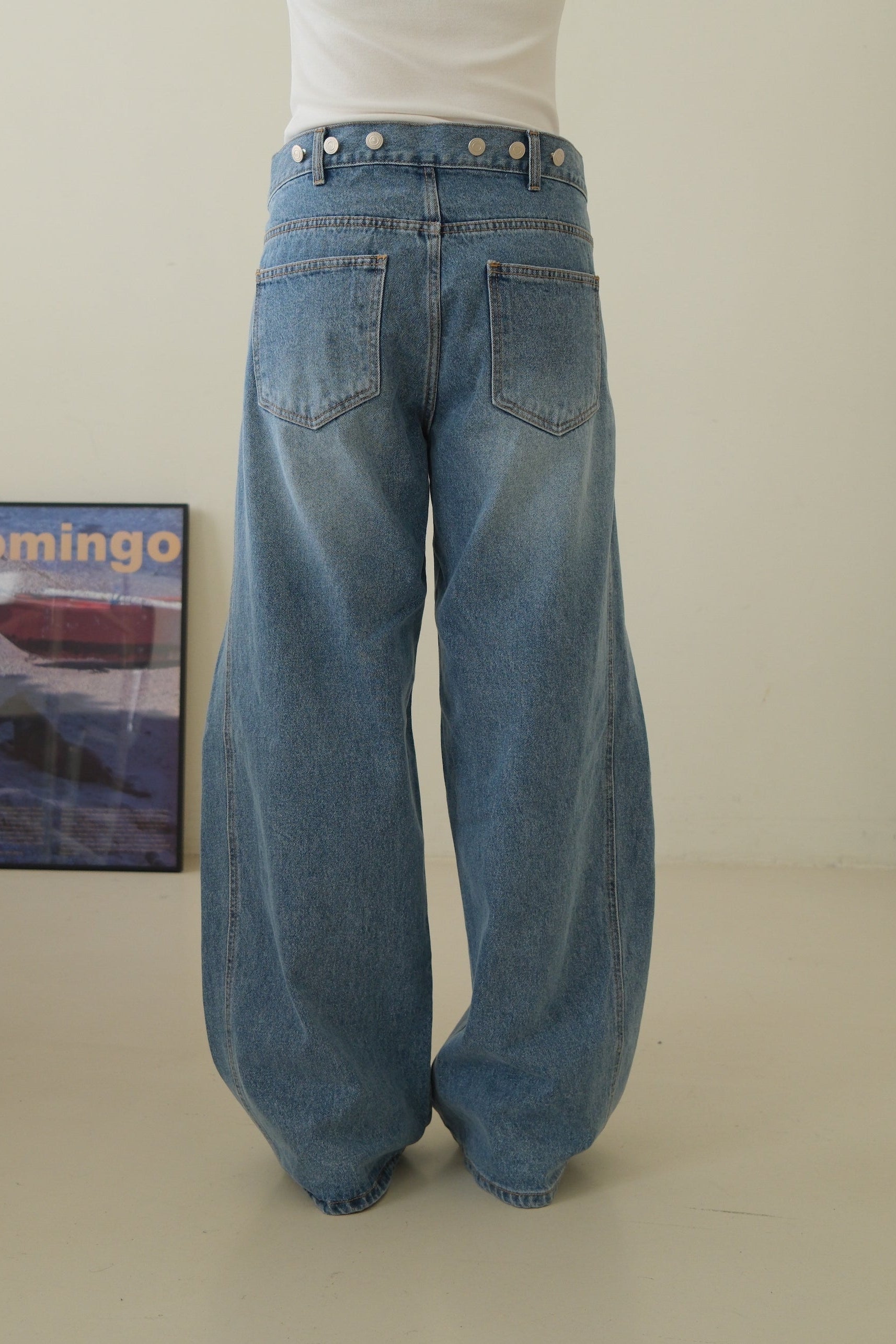 Exaggerated 2 way wrap jeans