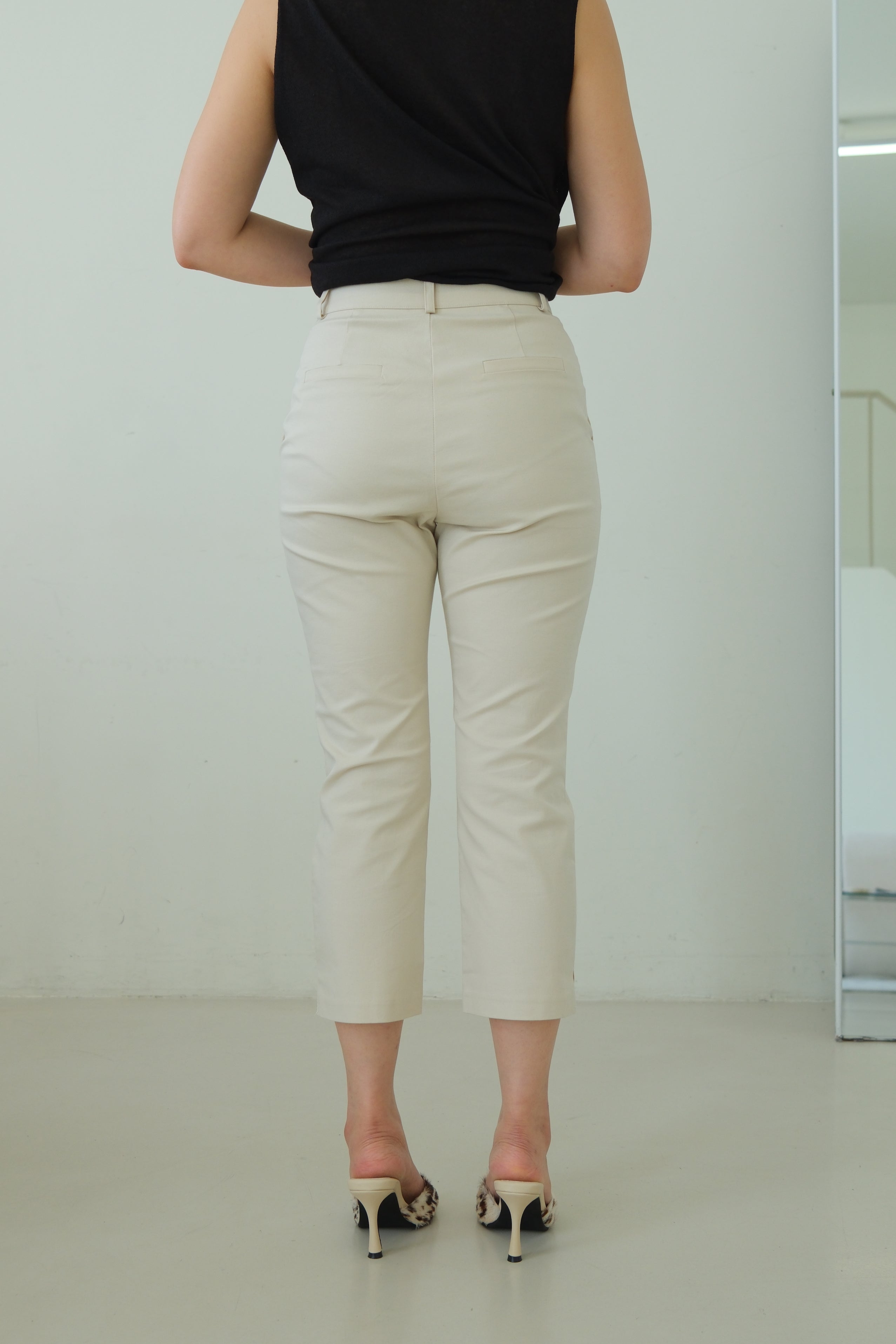 Tarte tailored Crop Slacks