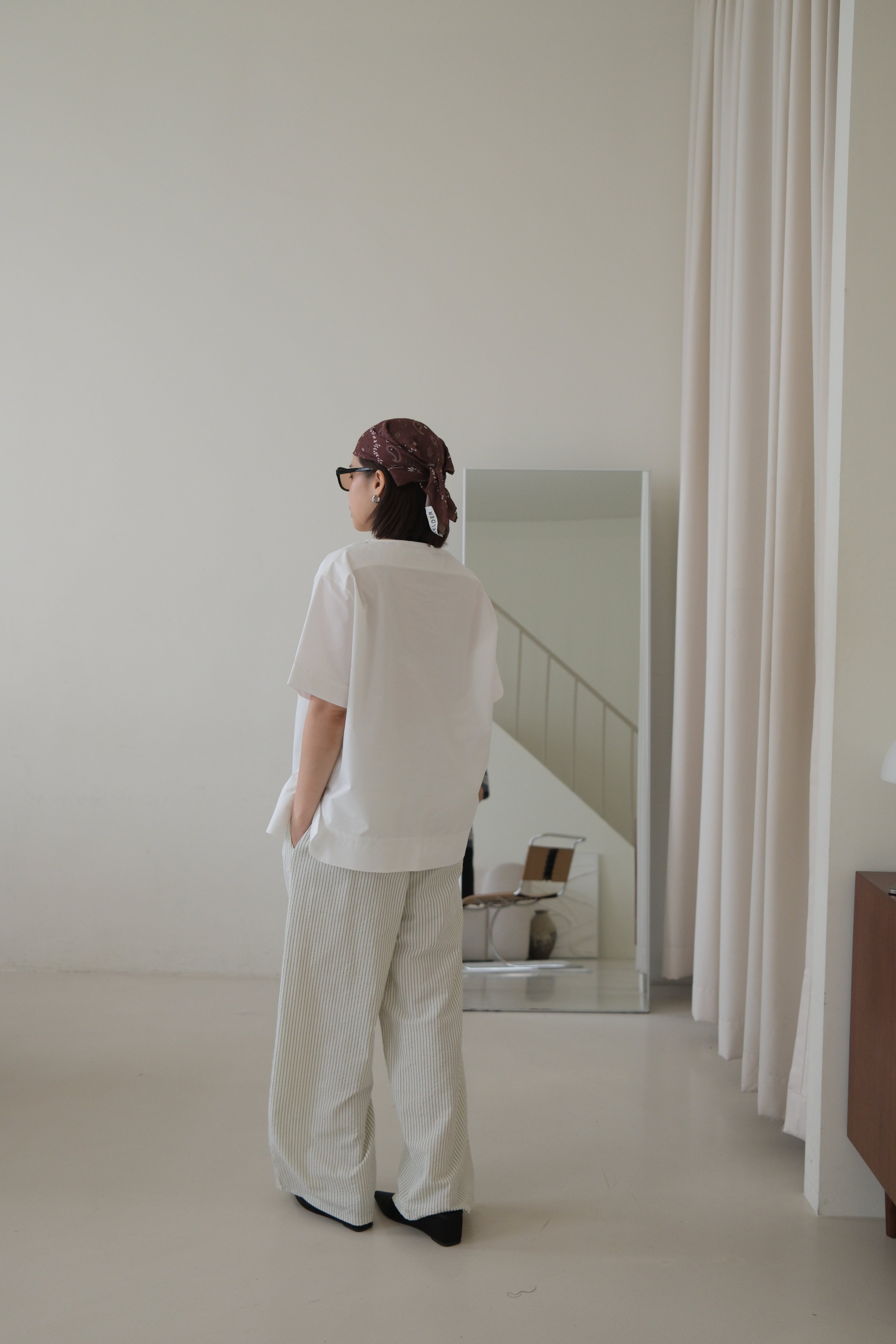 boat neck short-sleeve blouse