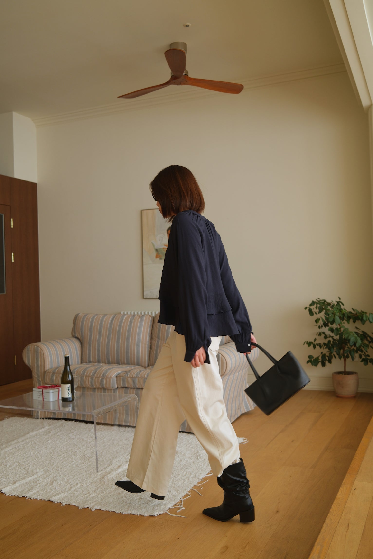 frill hem crop blouse