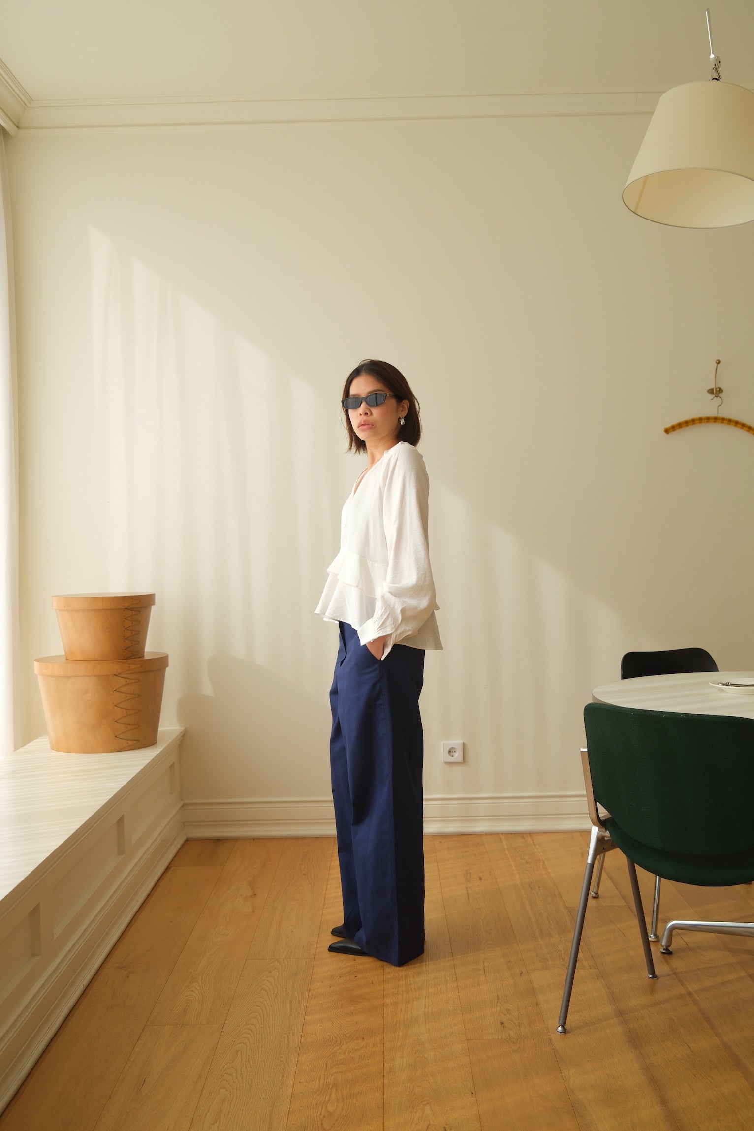 frill hem crop blouse