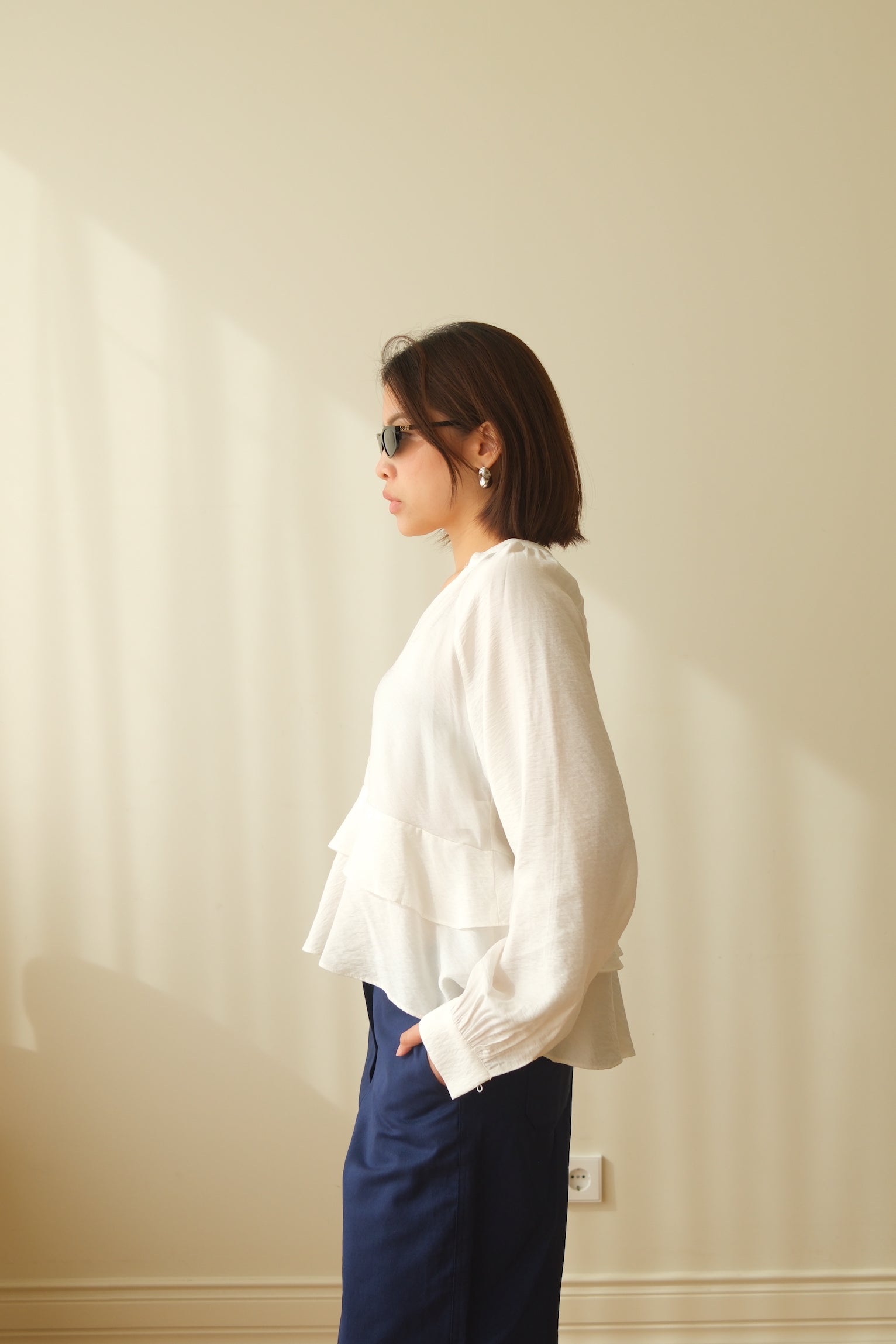 frill hem crop blouse