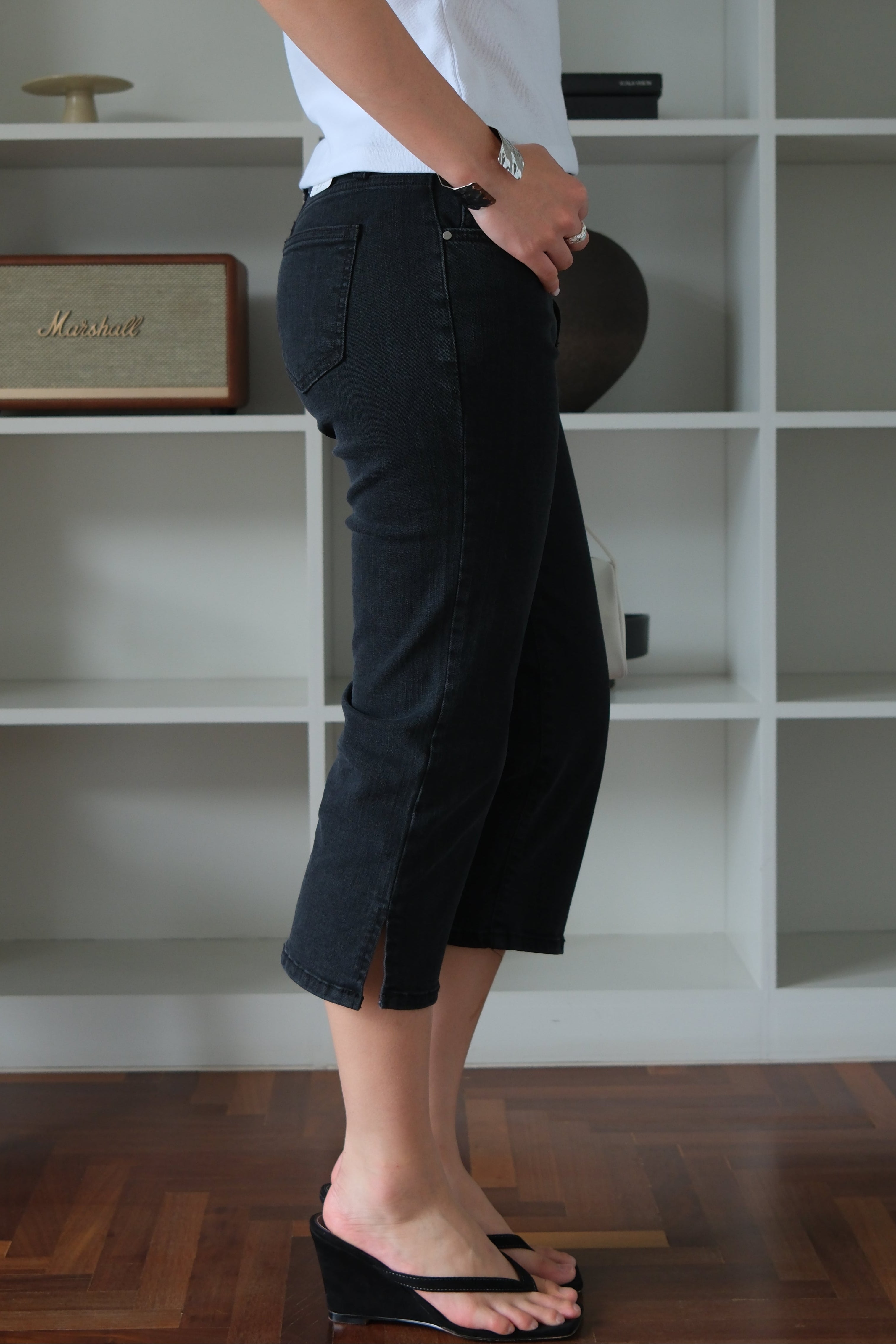 Mila Stretch Capri Denim