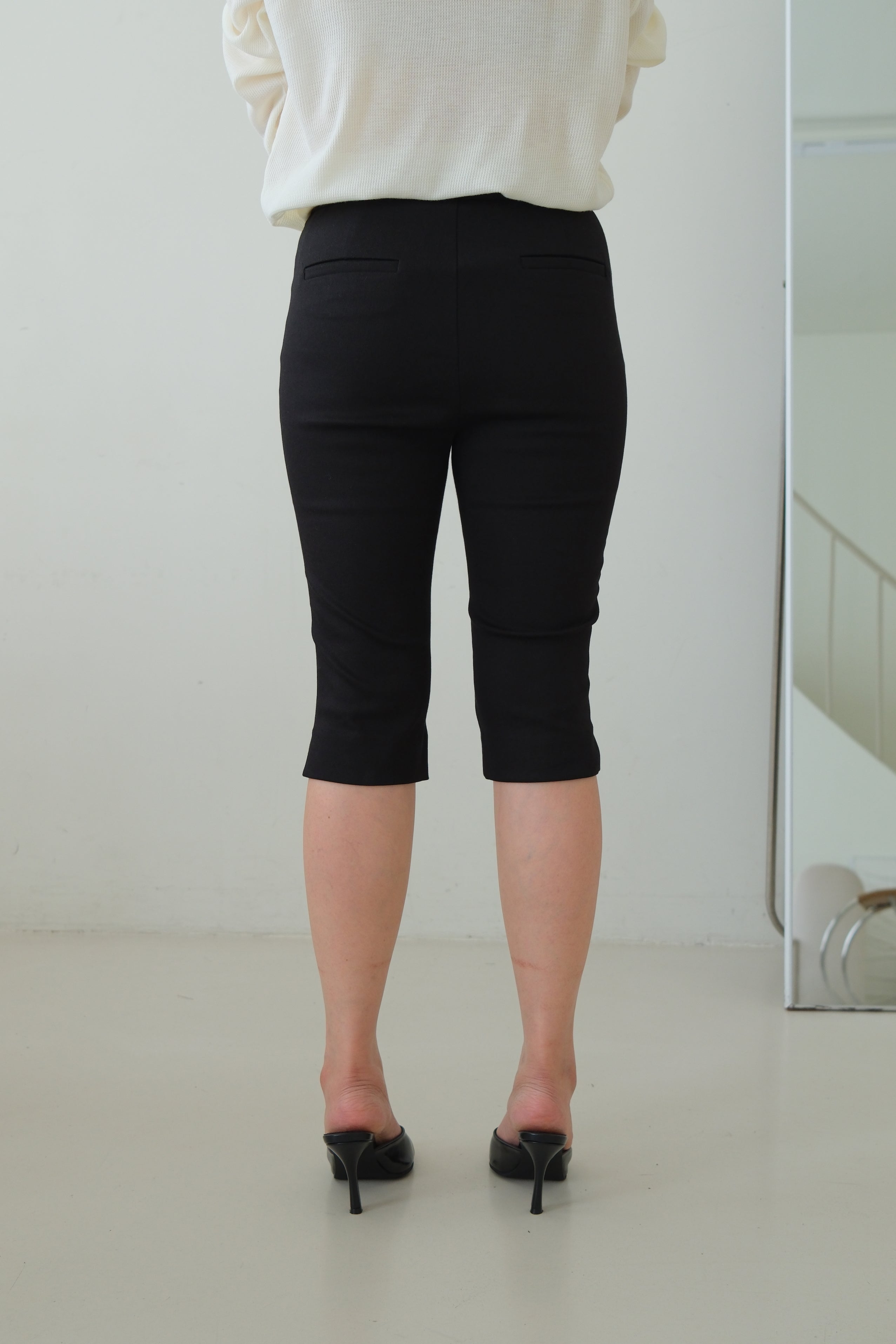 Stretch Capri Pants