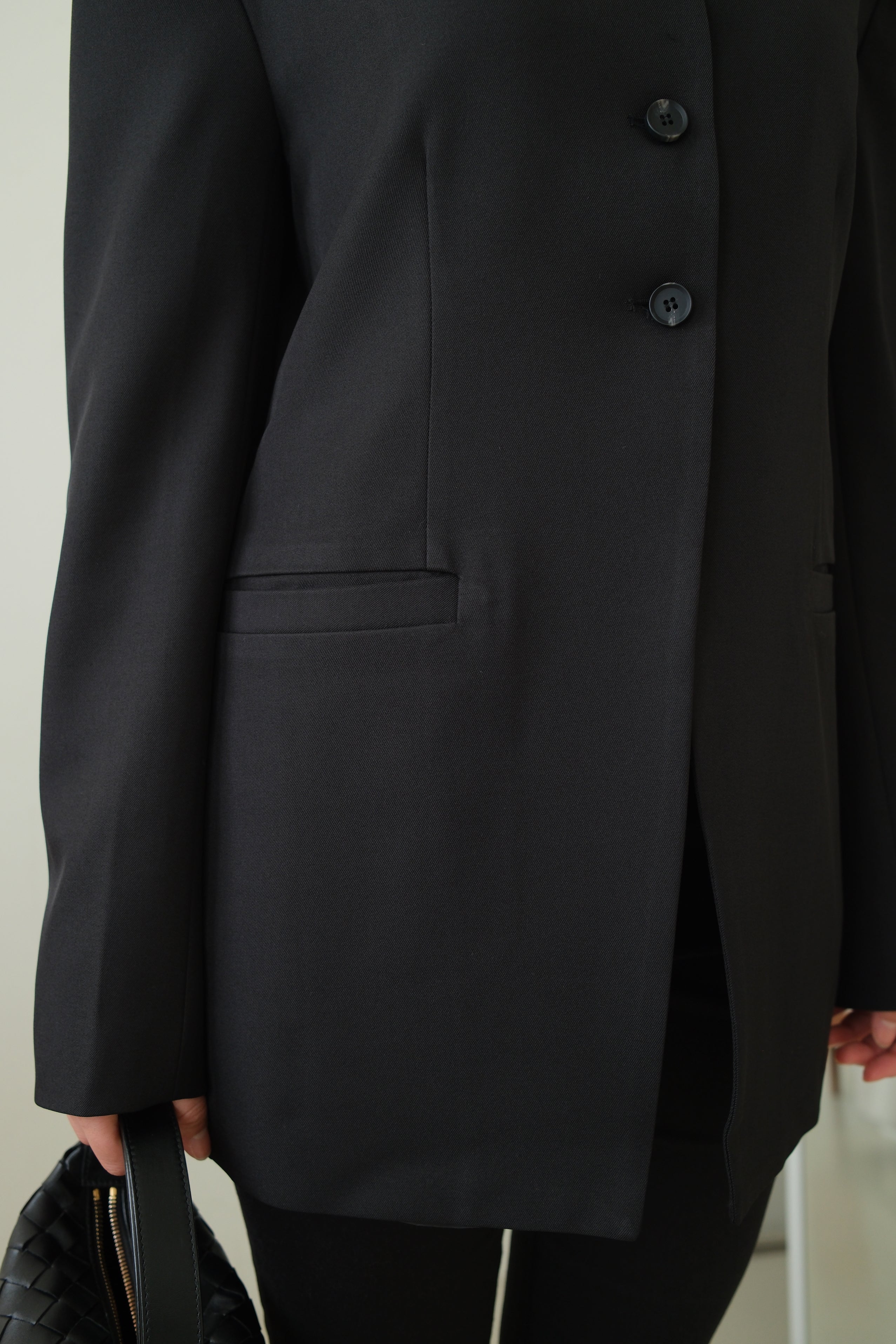 Collarless V-Neck Longline Blazer