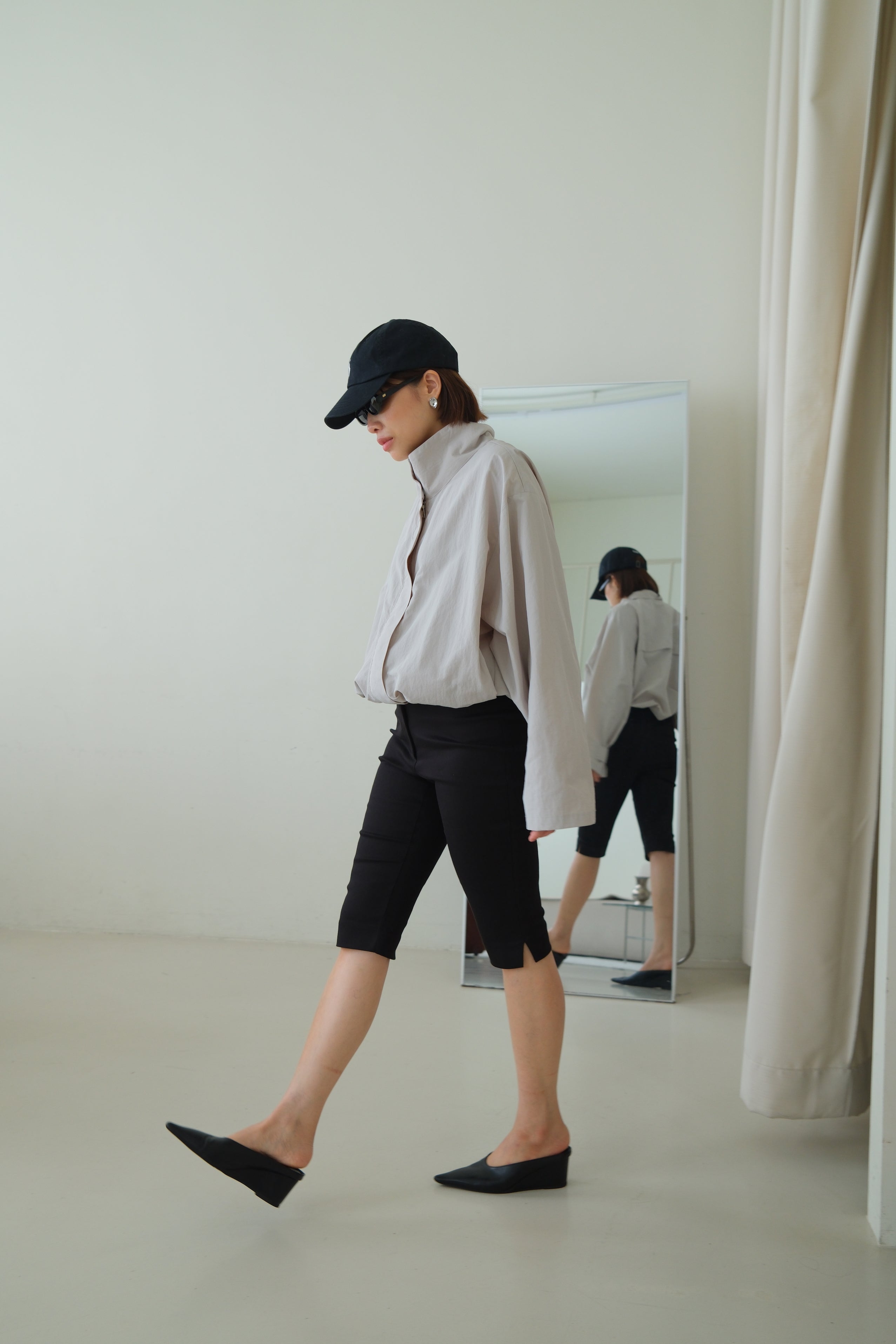 Airy Windbreaker Jacket