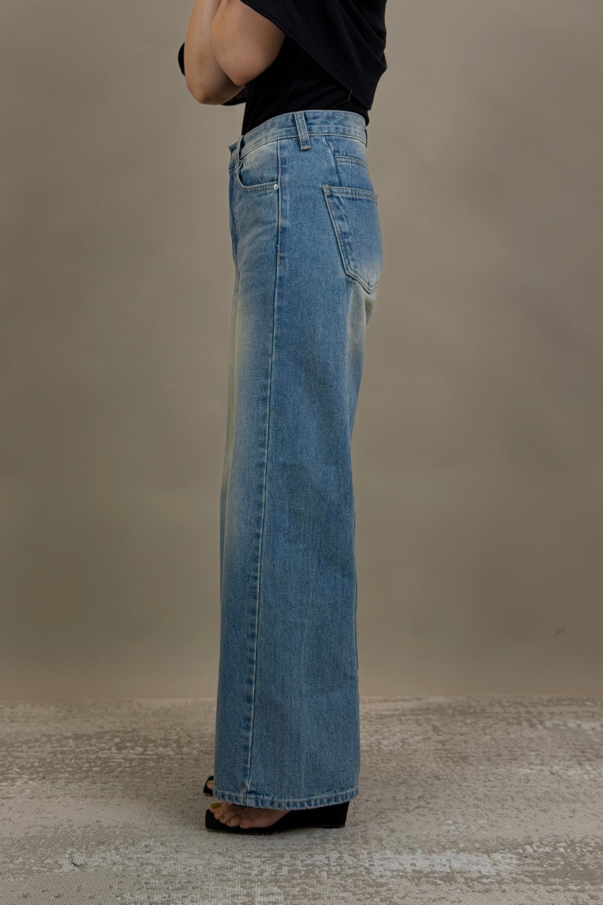 Livia High-Rise Wide Straight Jeans