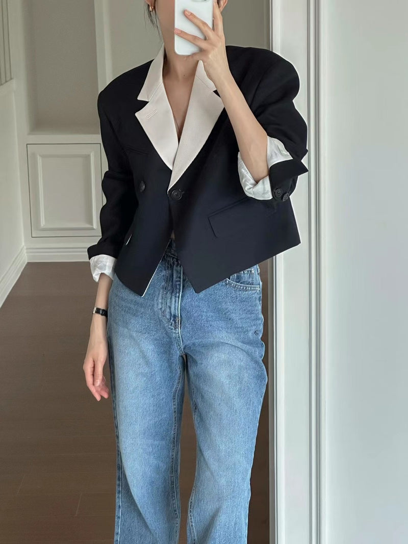 contrast collar double breasted crop suit