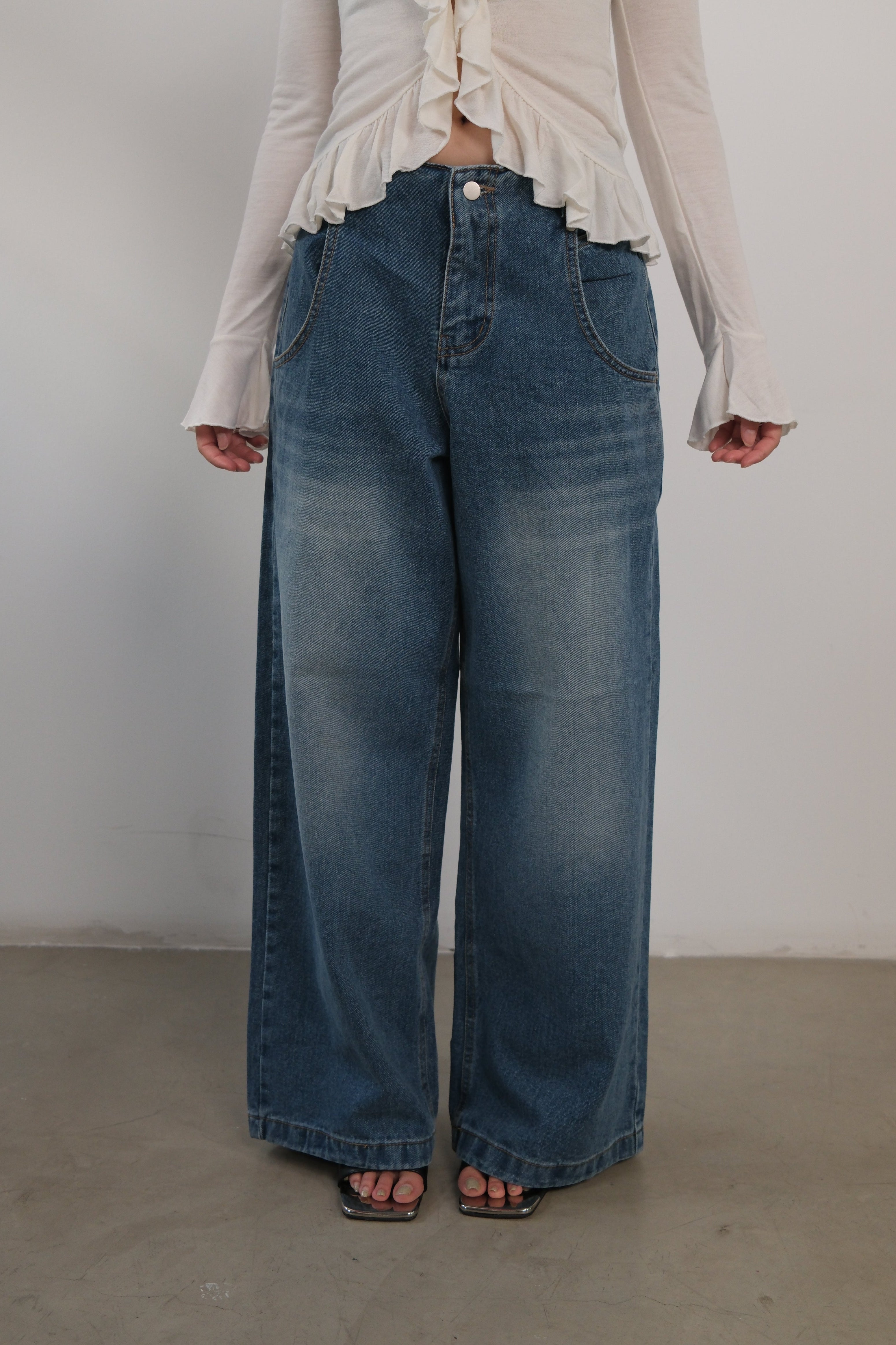 Coucou Large pocket wide leg jeans