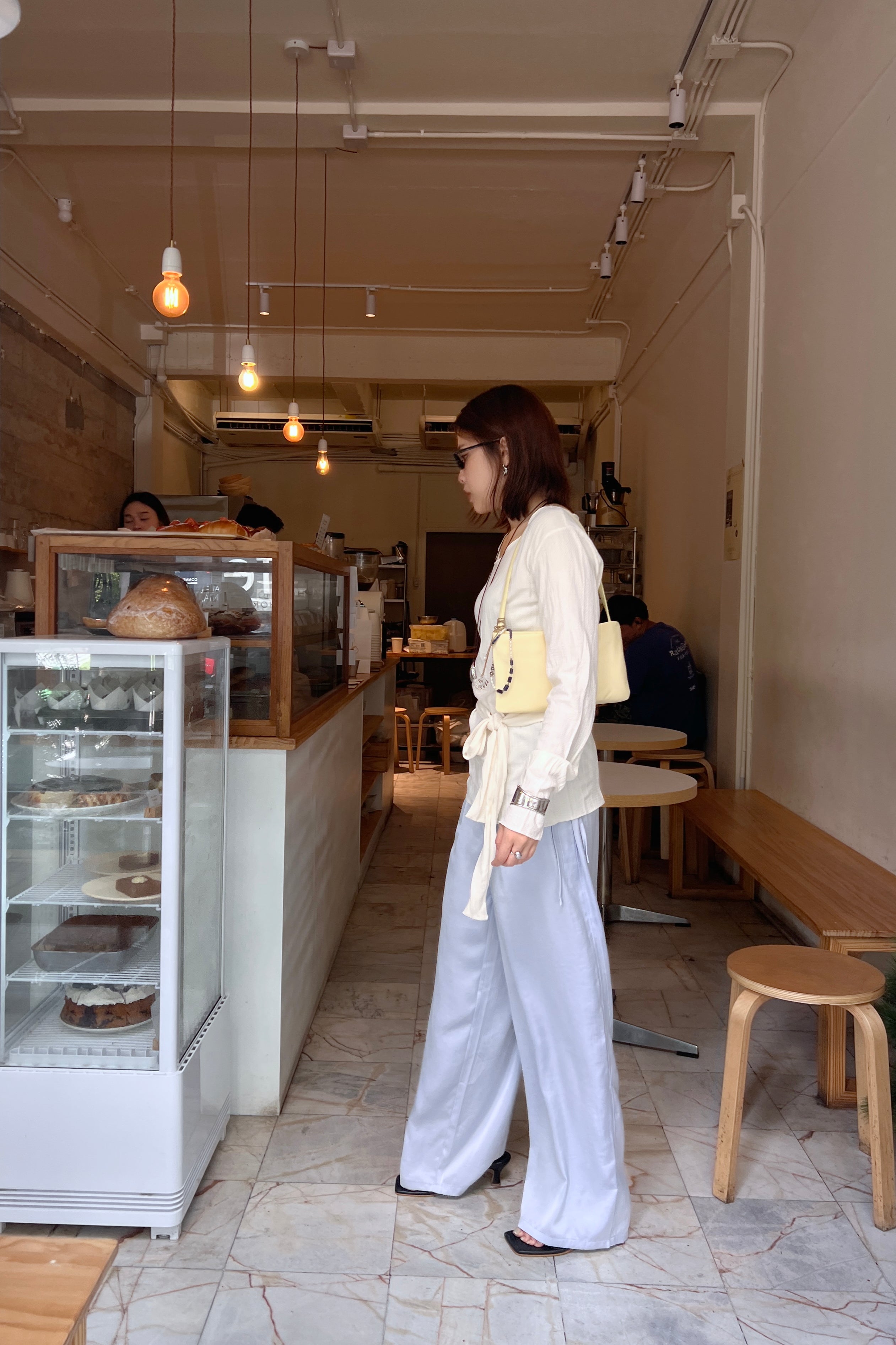 Yuna wrinkled longsleeve blouse with tie