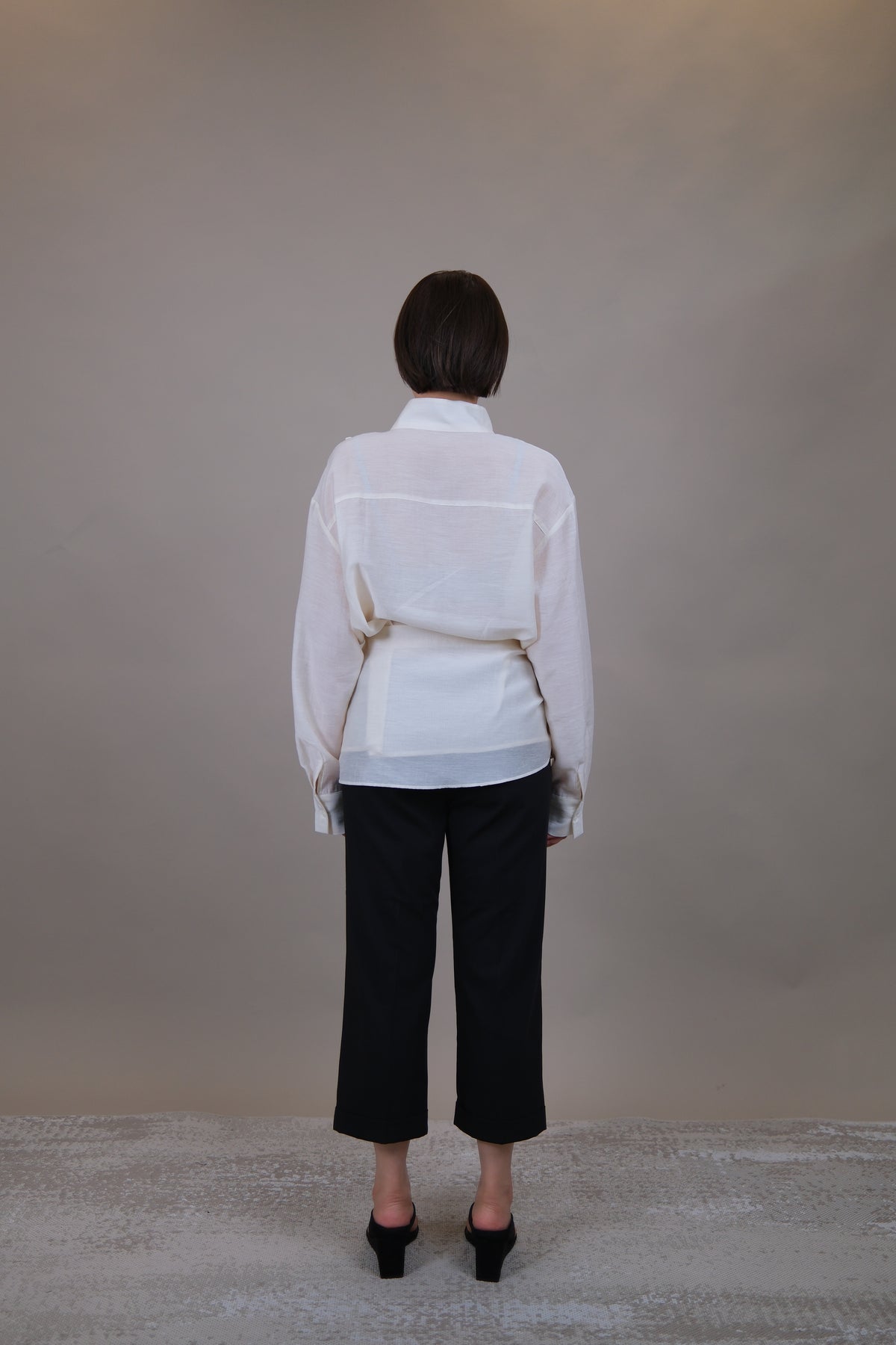 Élan Scarf Detail Shirt