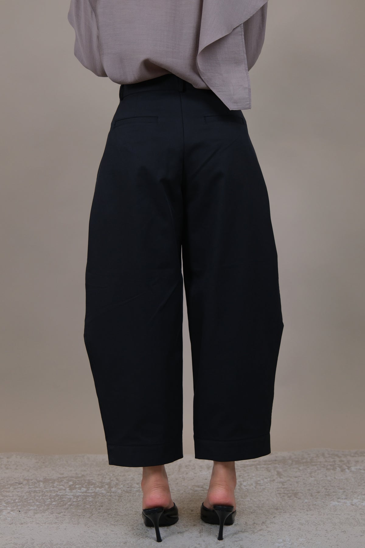Kori Curved Crop Trousers