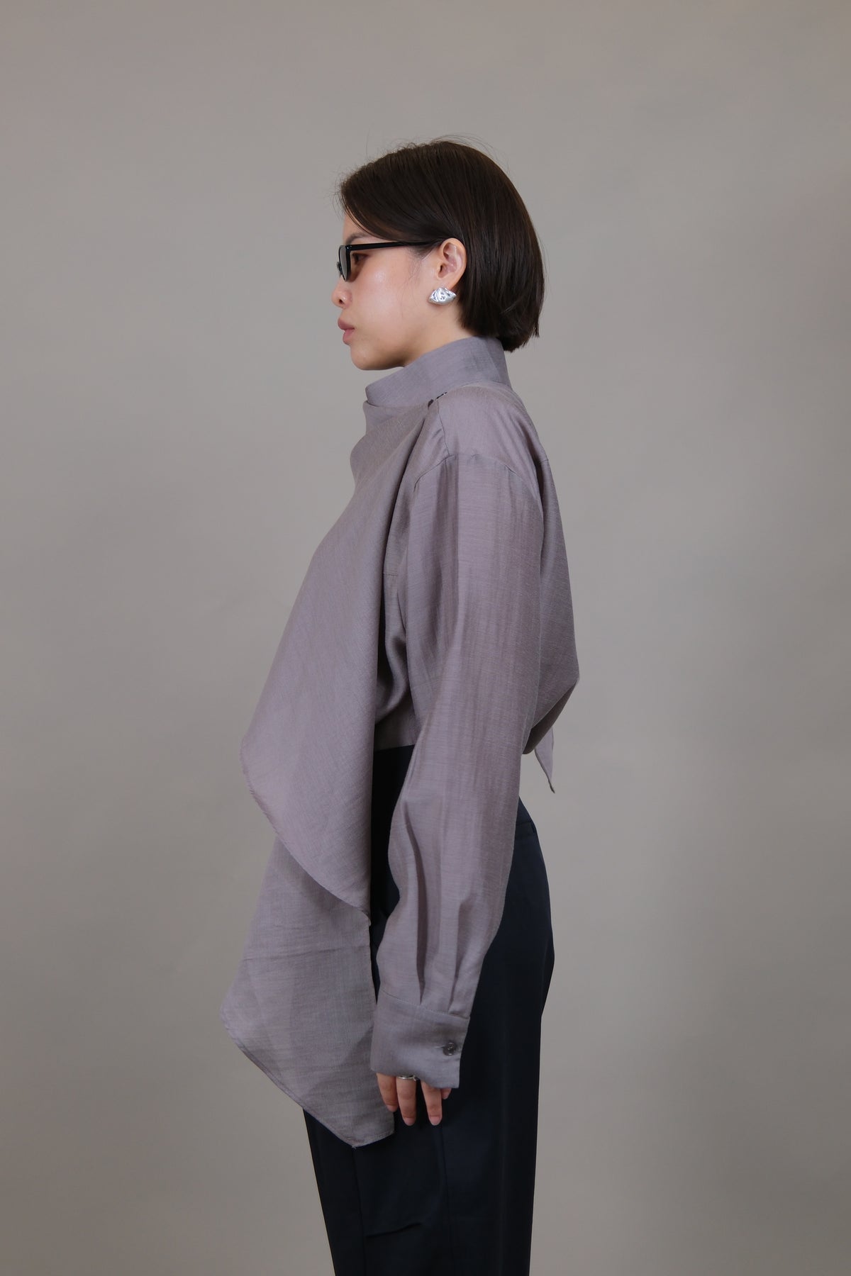 Élan Scarf Detail Shirt