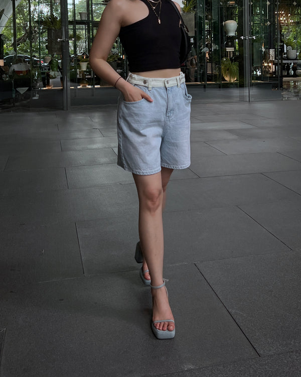 adjustable waist denim short