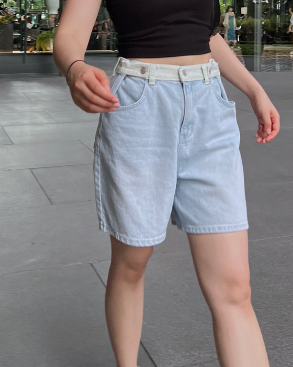 adjustable waist denim short