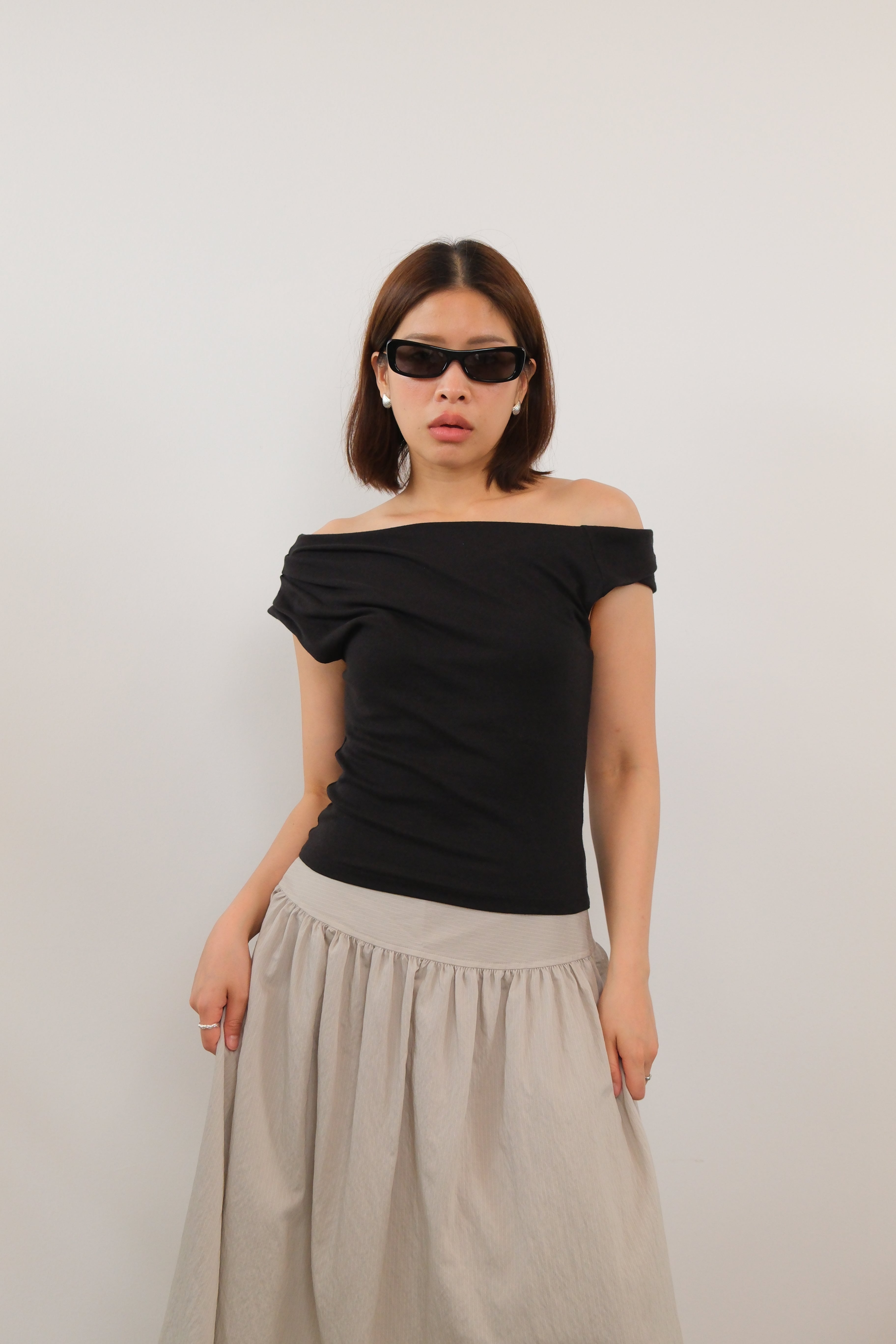 asymmetry twist sleeve soft tee