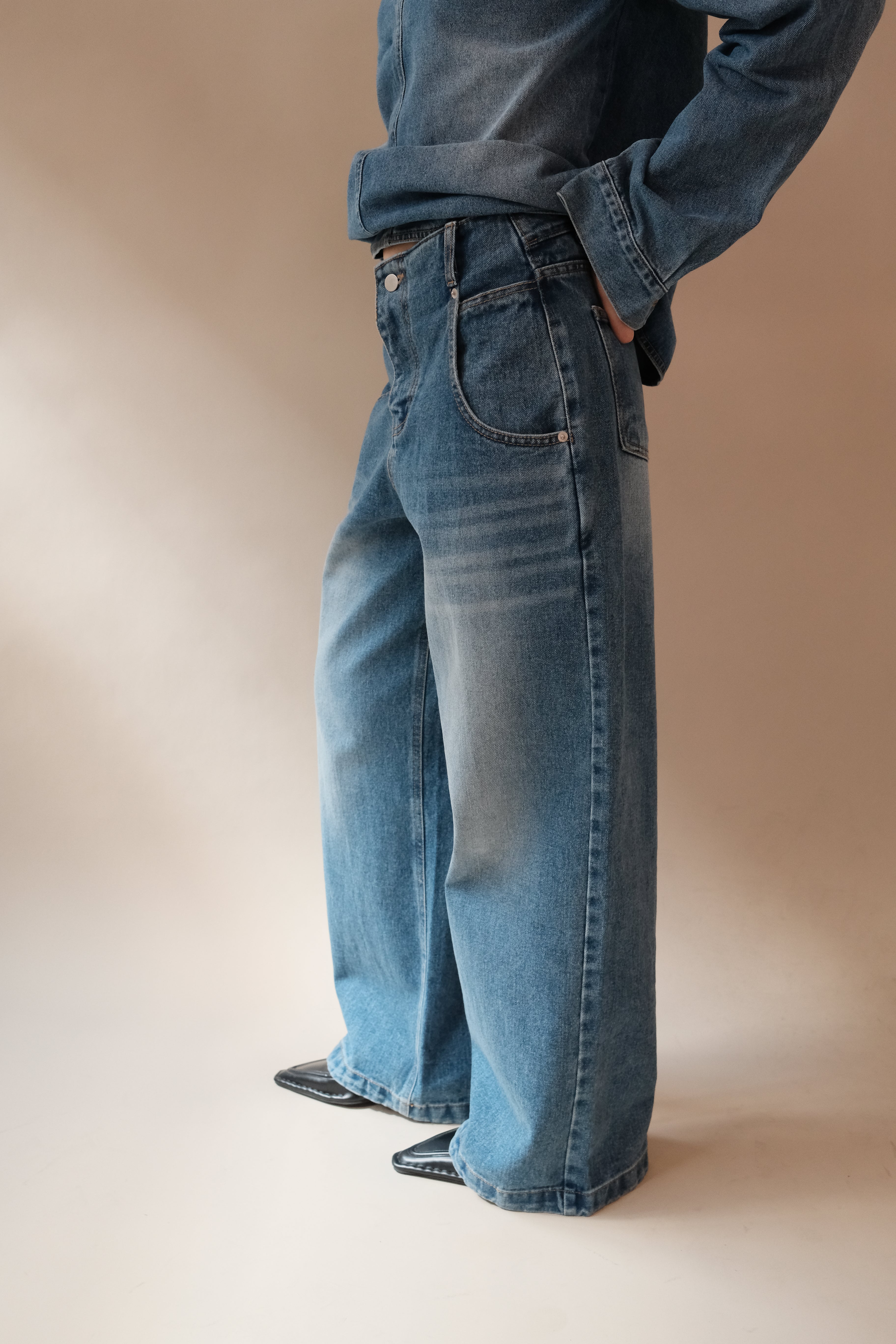 Coucou Large pocket wide leg jeans