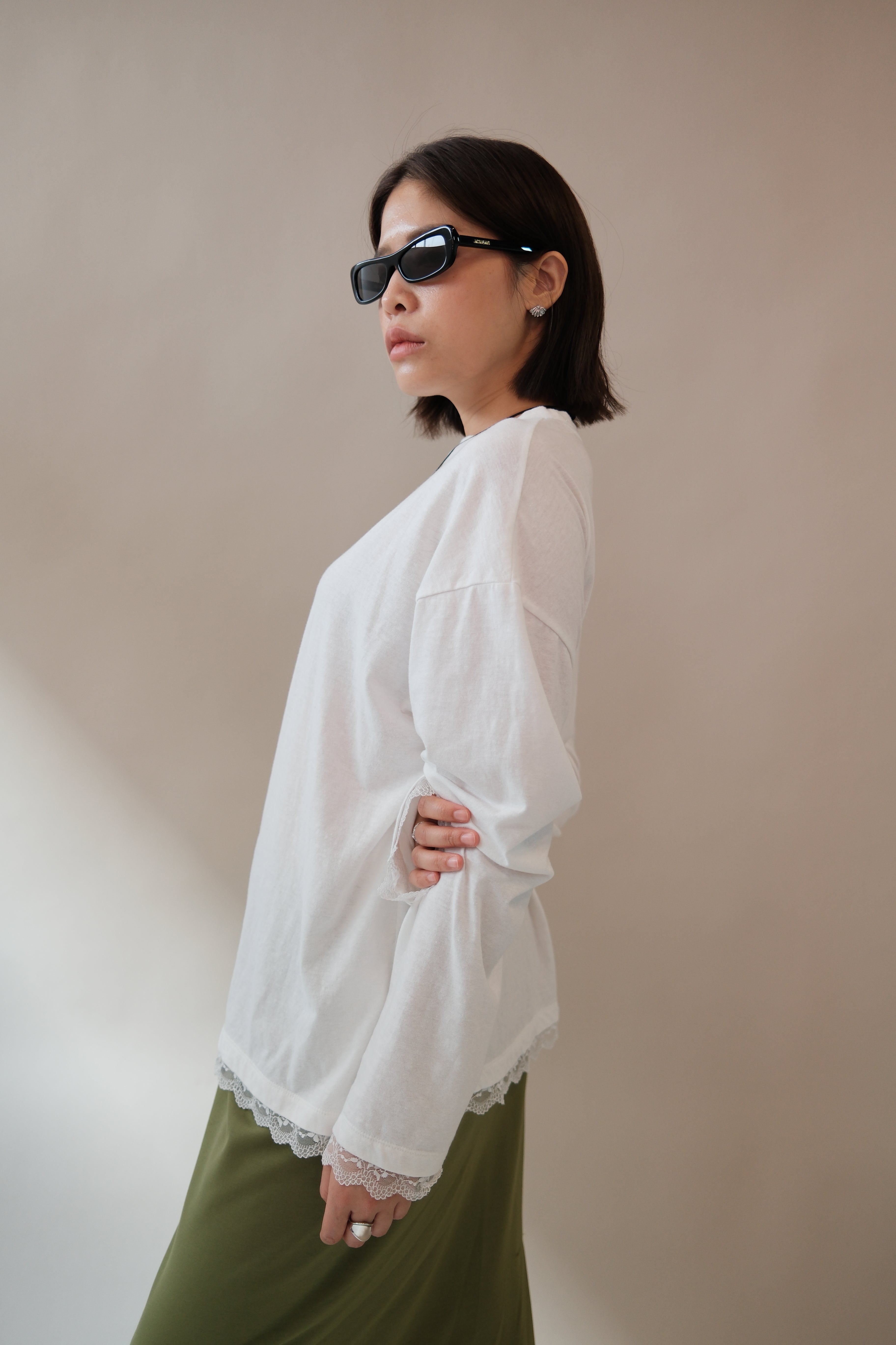 lace trim long-sleeve soft tee