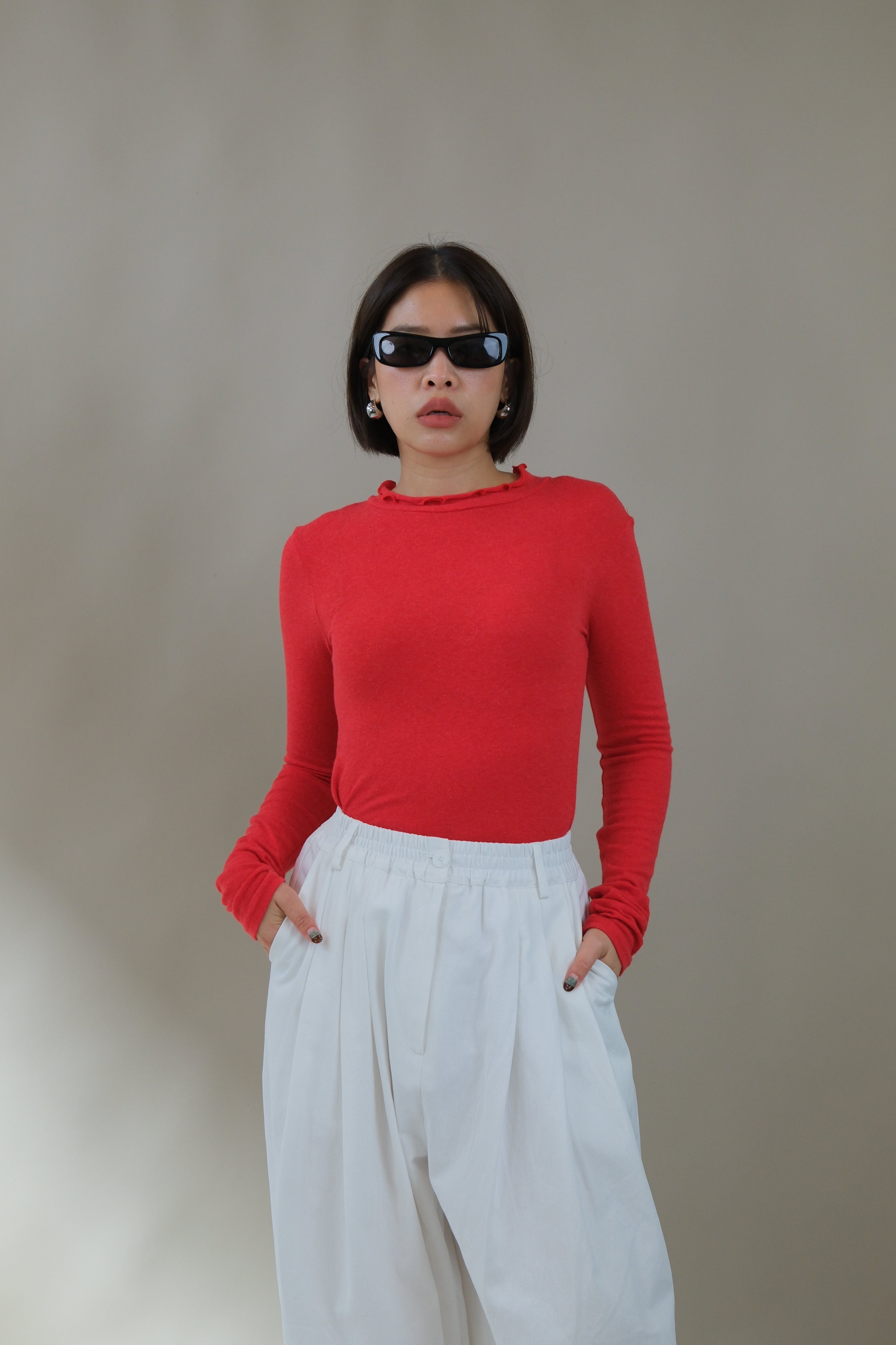 mock neck frill edge long-sleeve tee