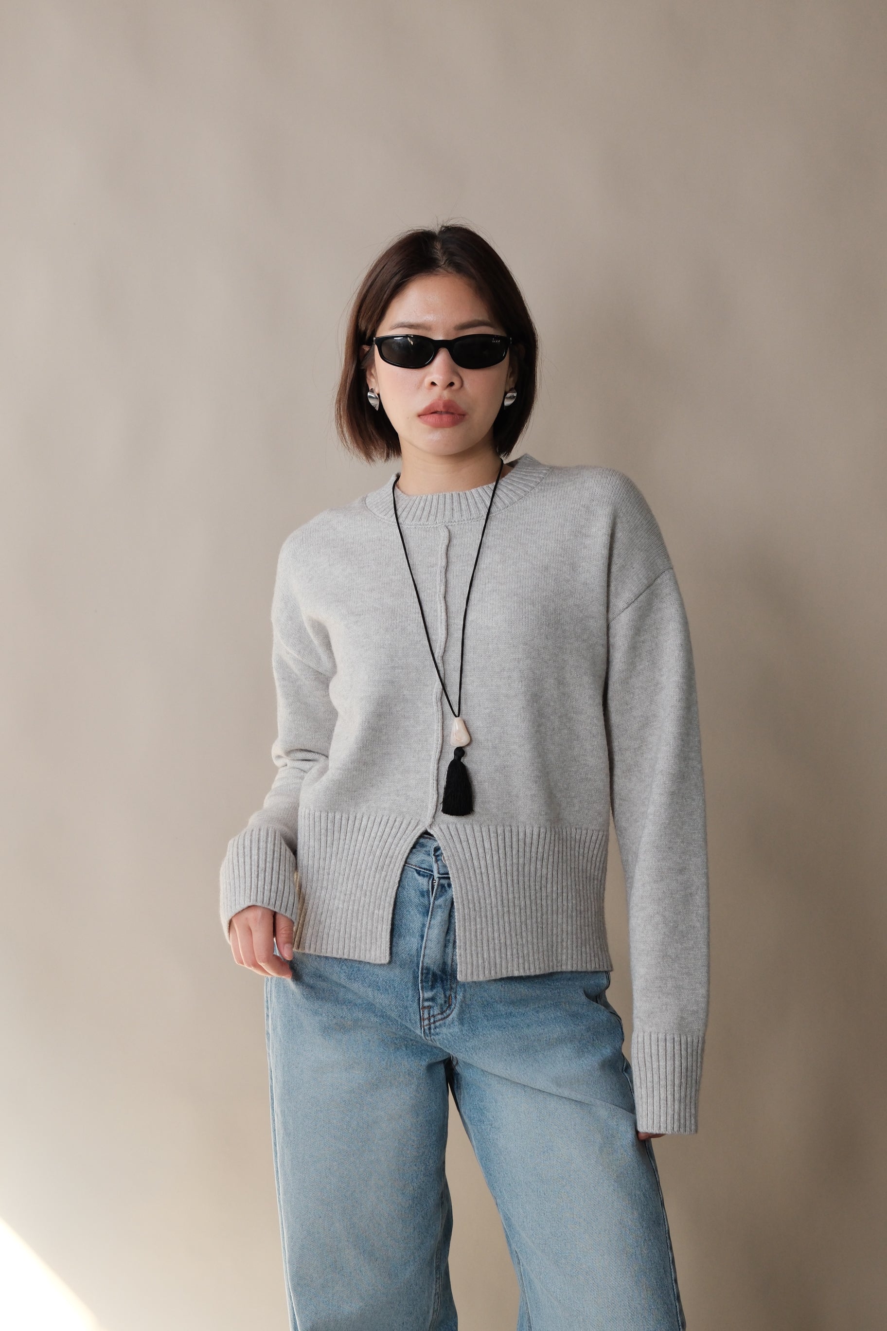 Kolin knit sweater (detachable cape)