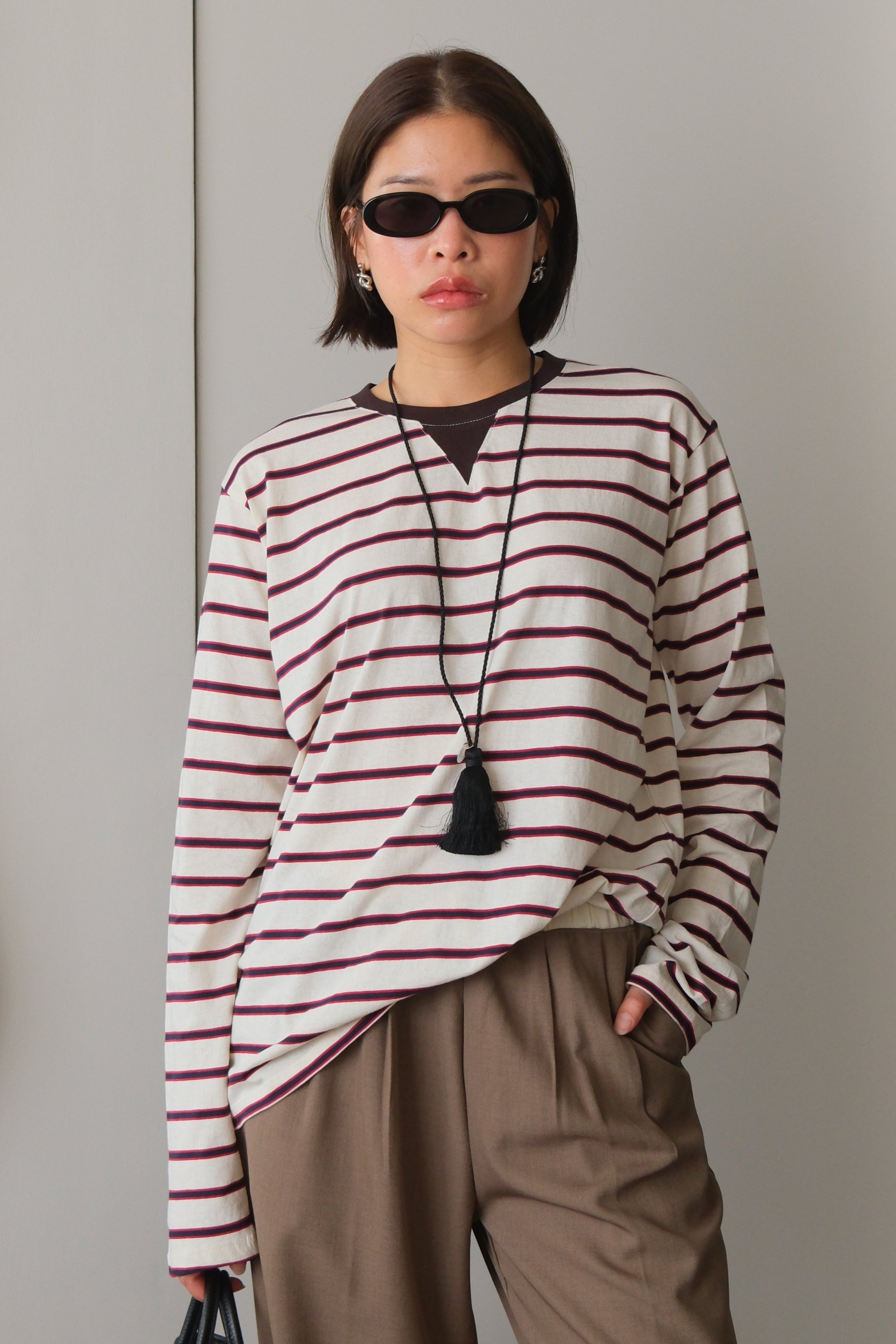 Triangle collar striped long-sleeve soft tee