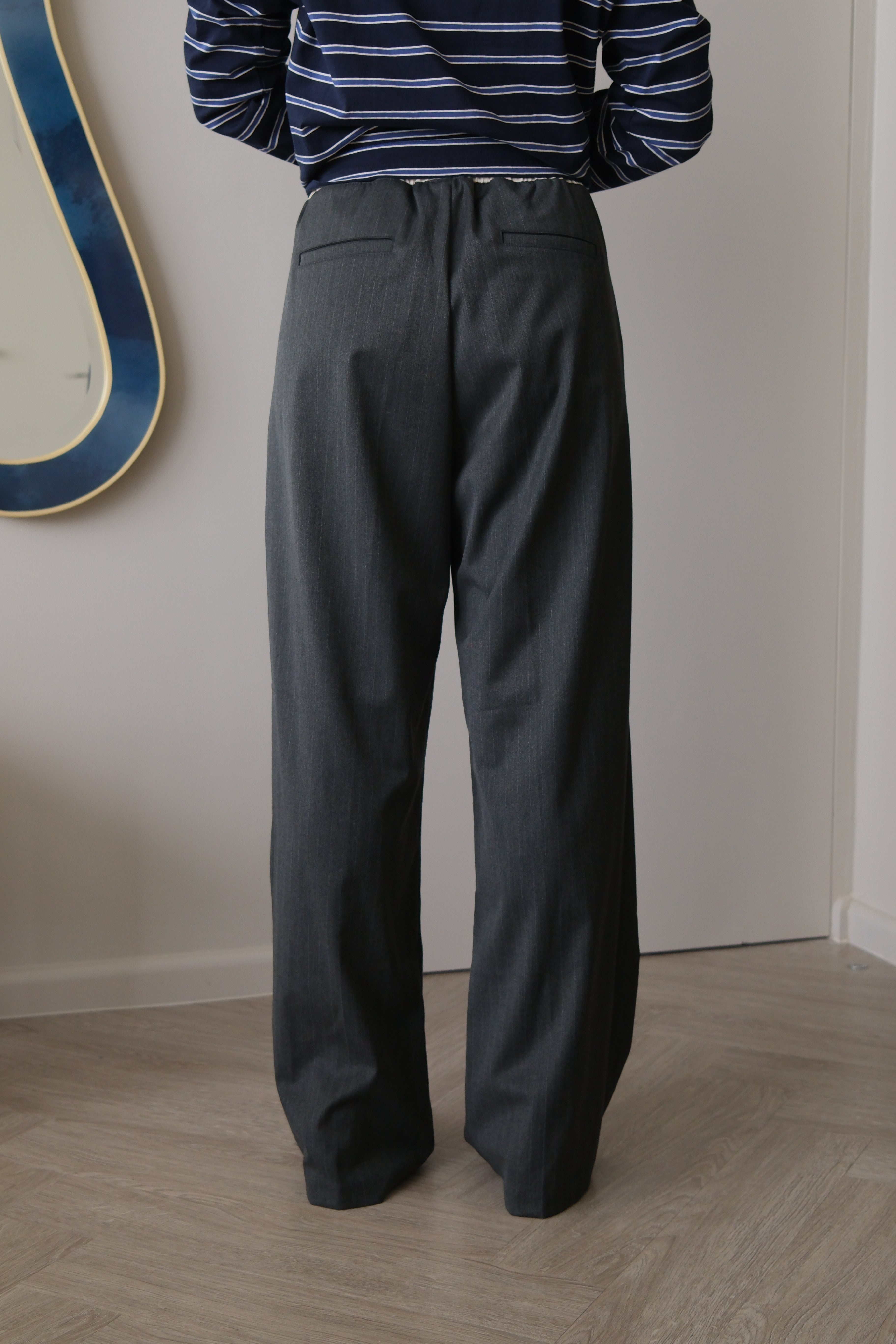 contrast drawstring waist trousers