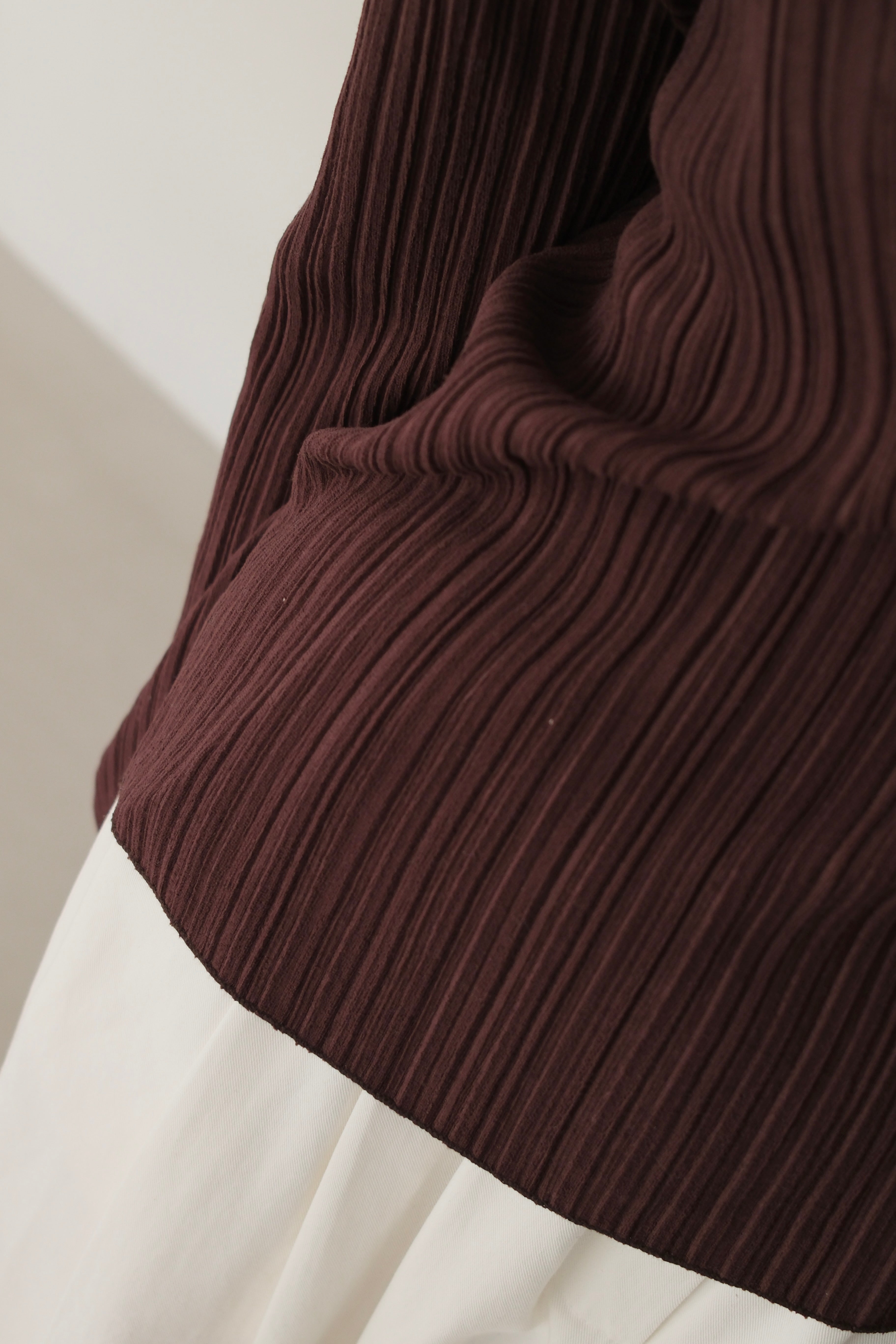 Glowny pleat polo top