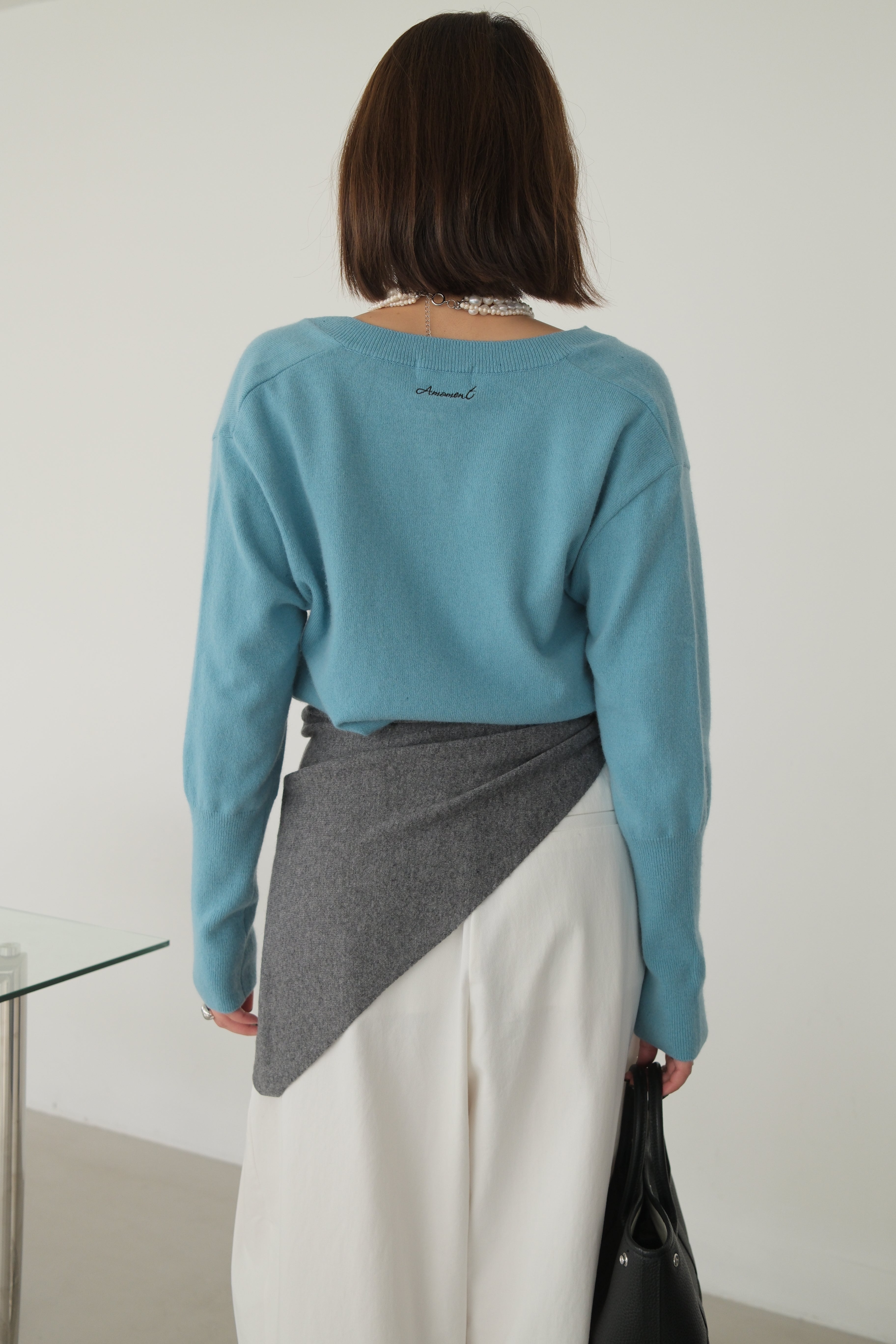 round neck cashmere cardigan