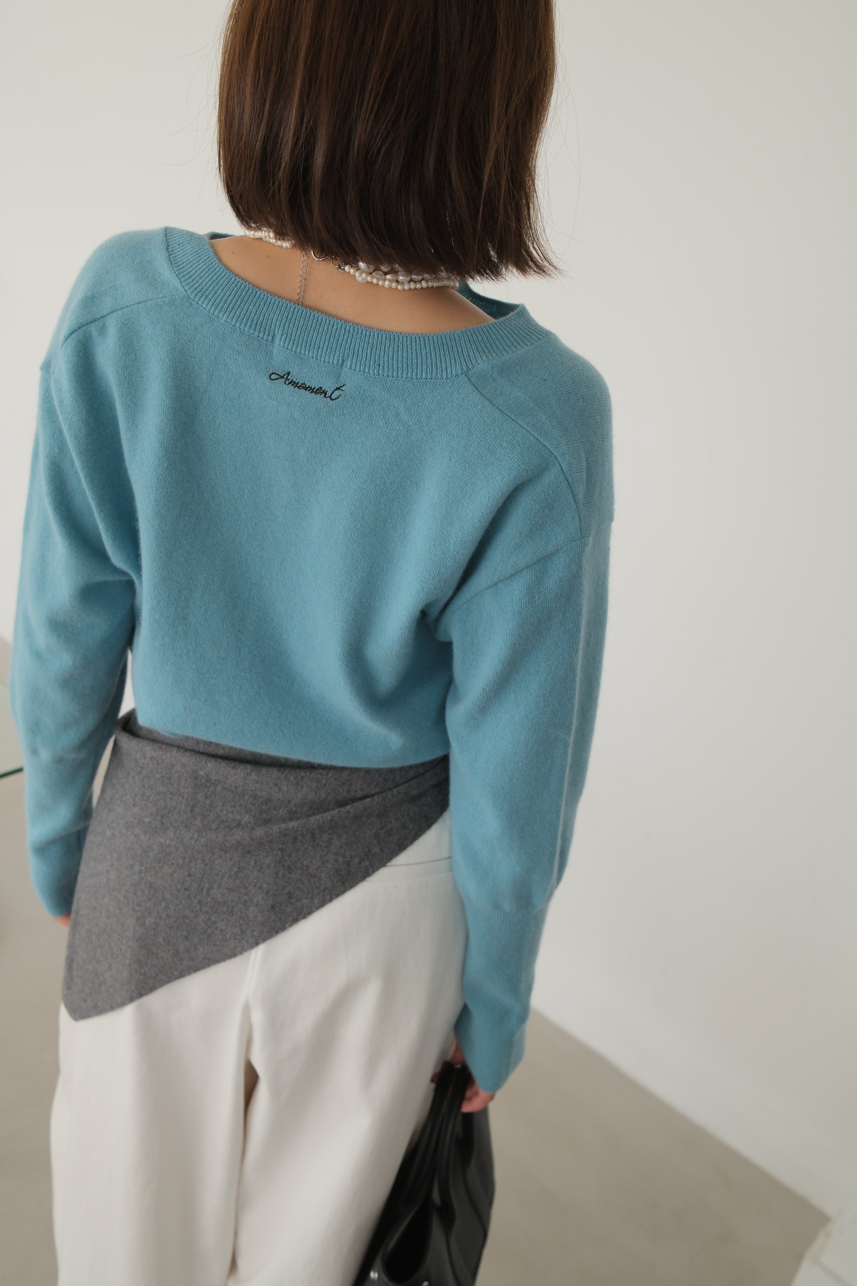 round neck cashmere cardigan