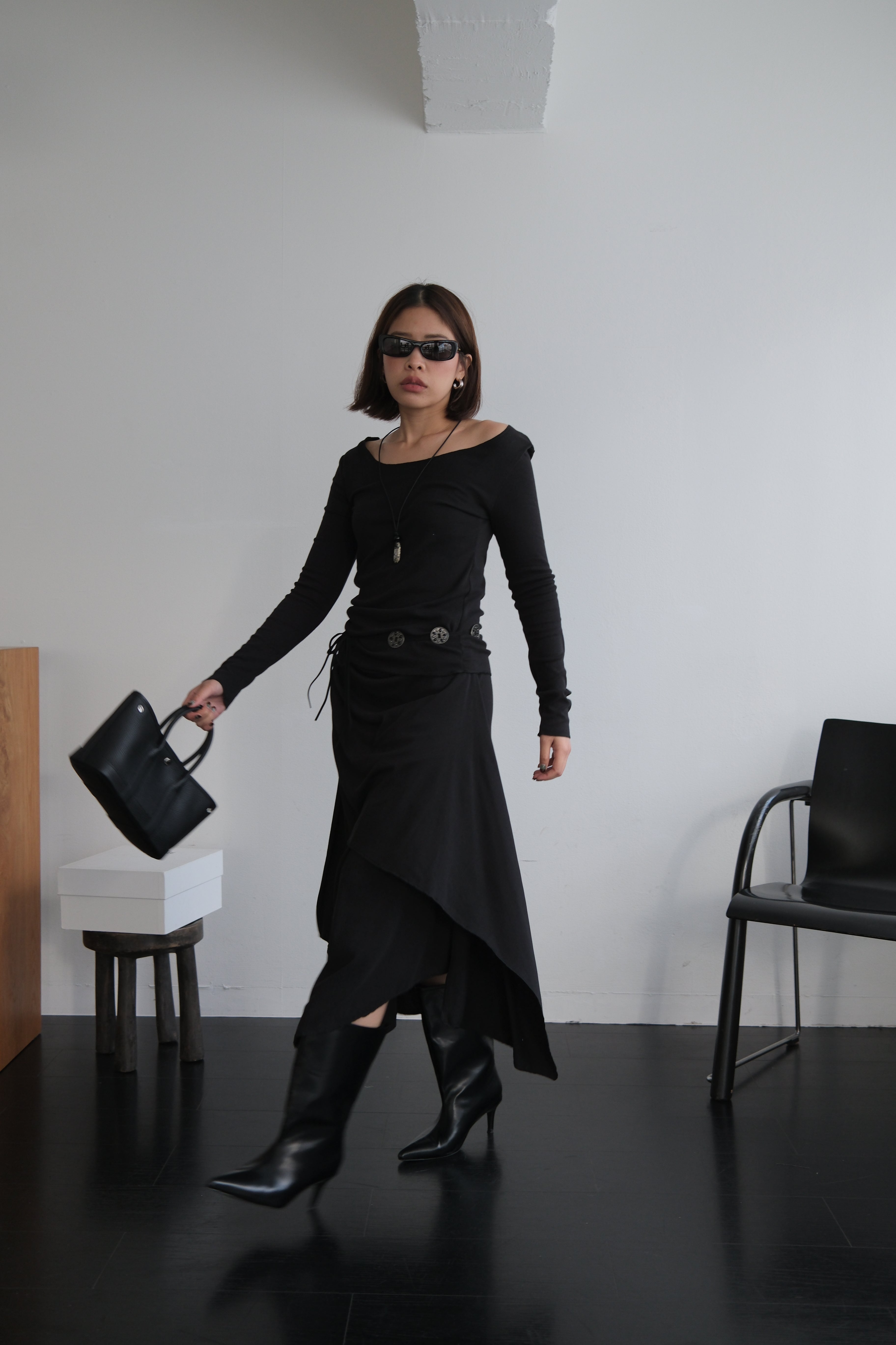 Evely unbalance skirt