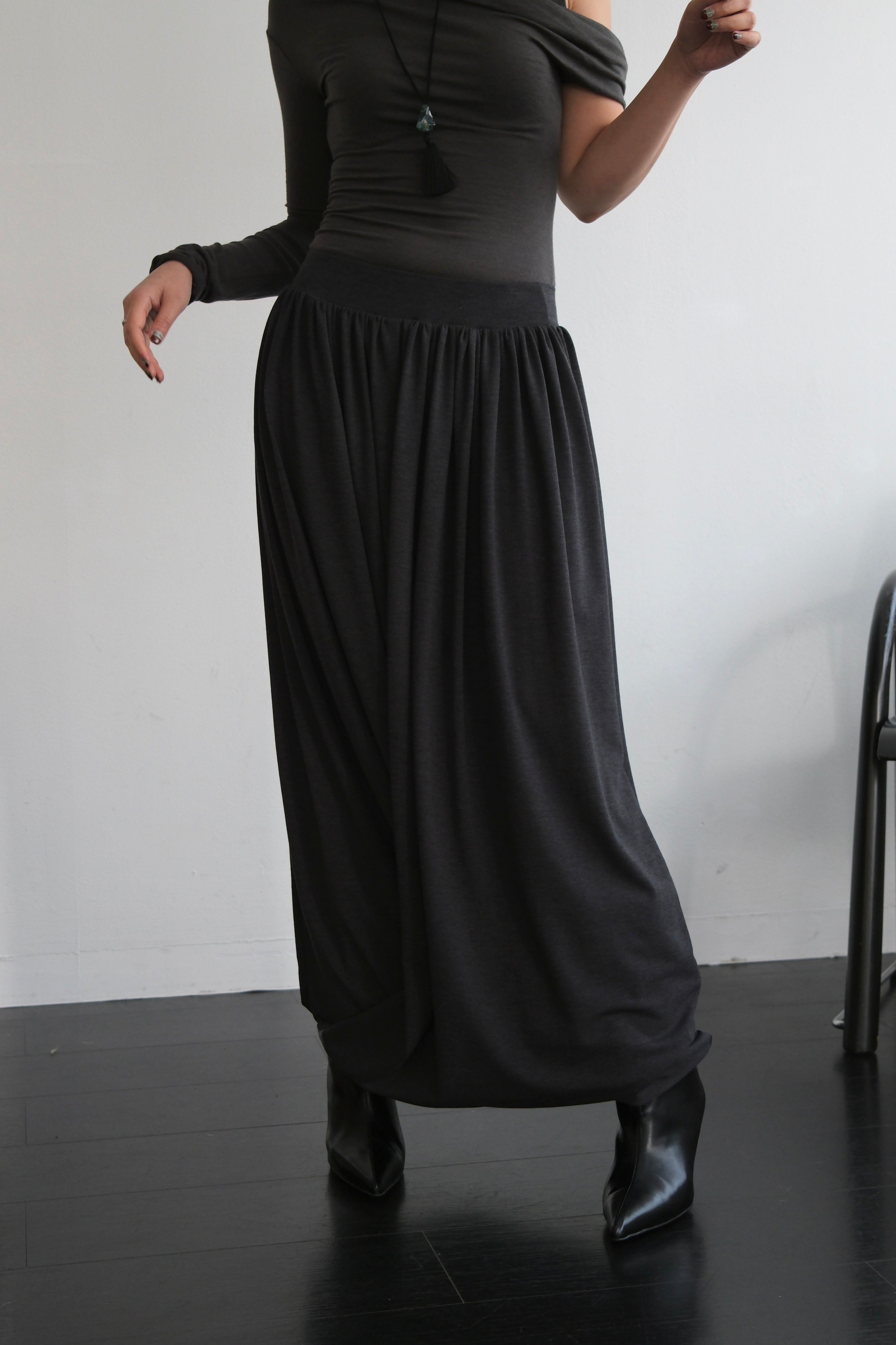 Tote draped maxi skirt