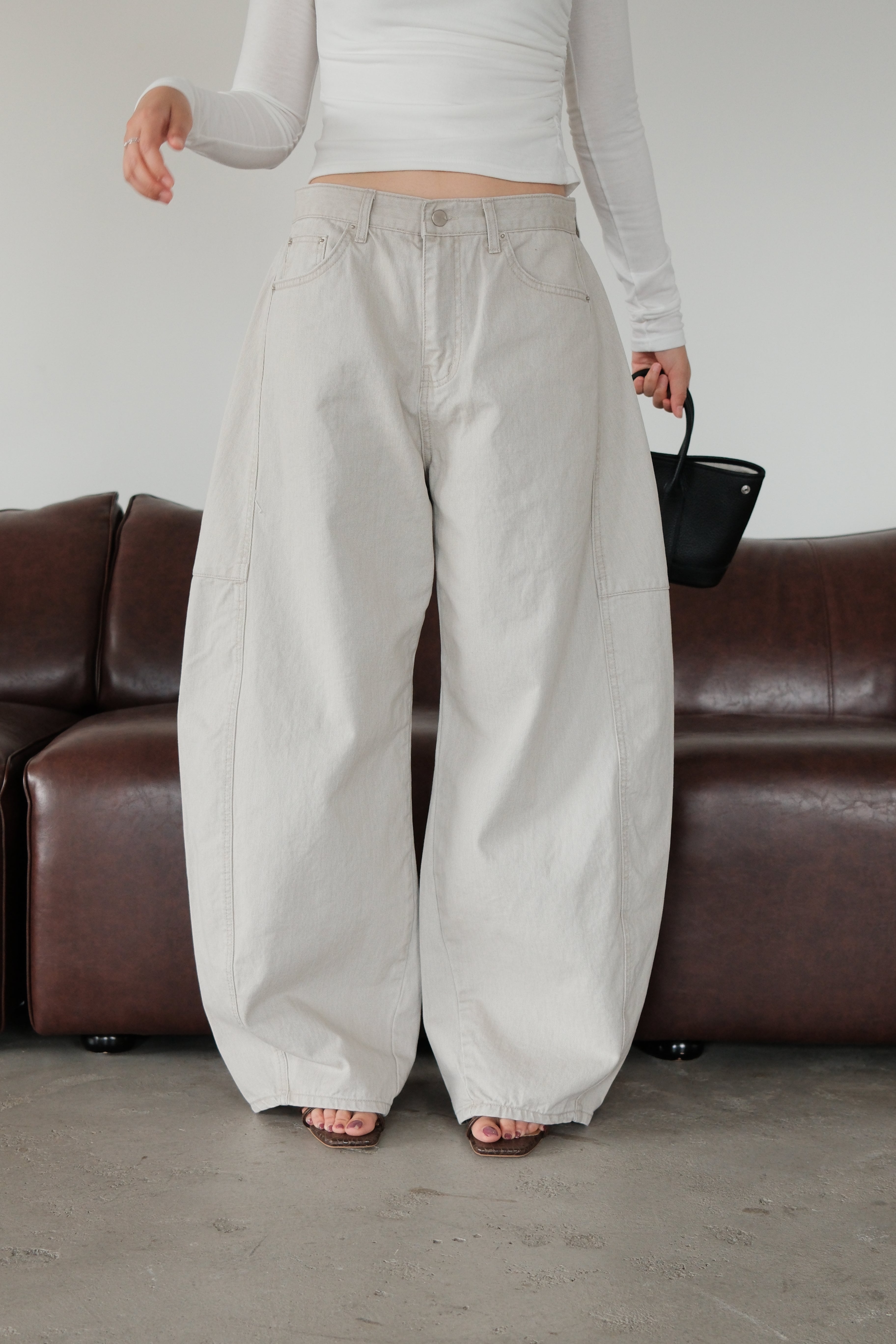 vintage wash balloon jeans