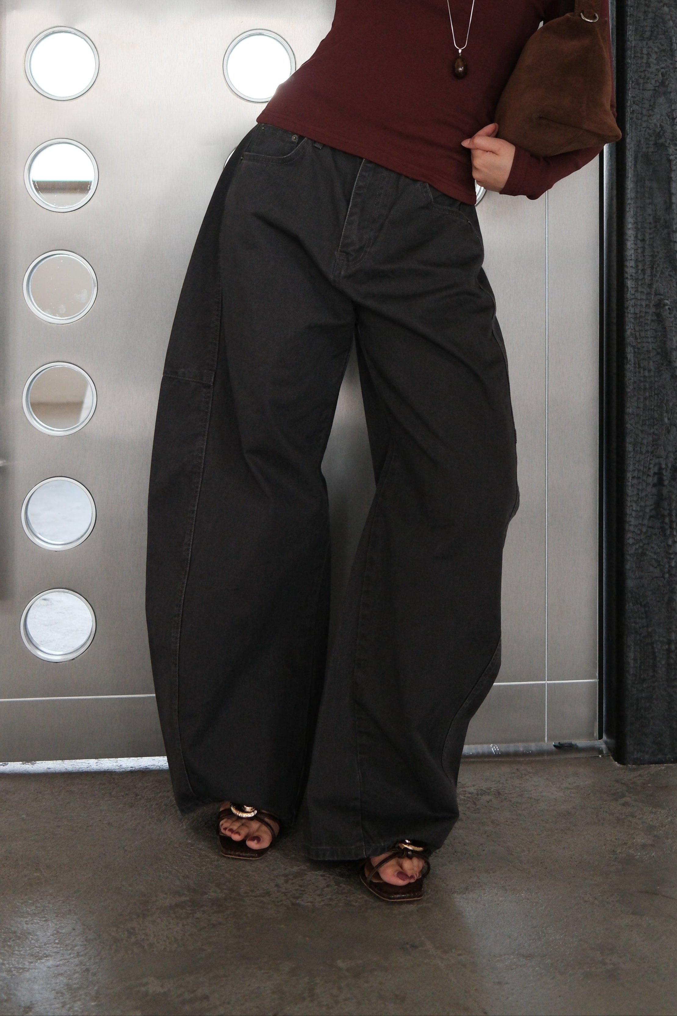 vintage wash balloon jeans