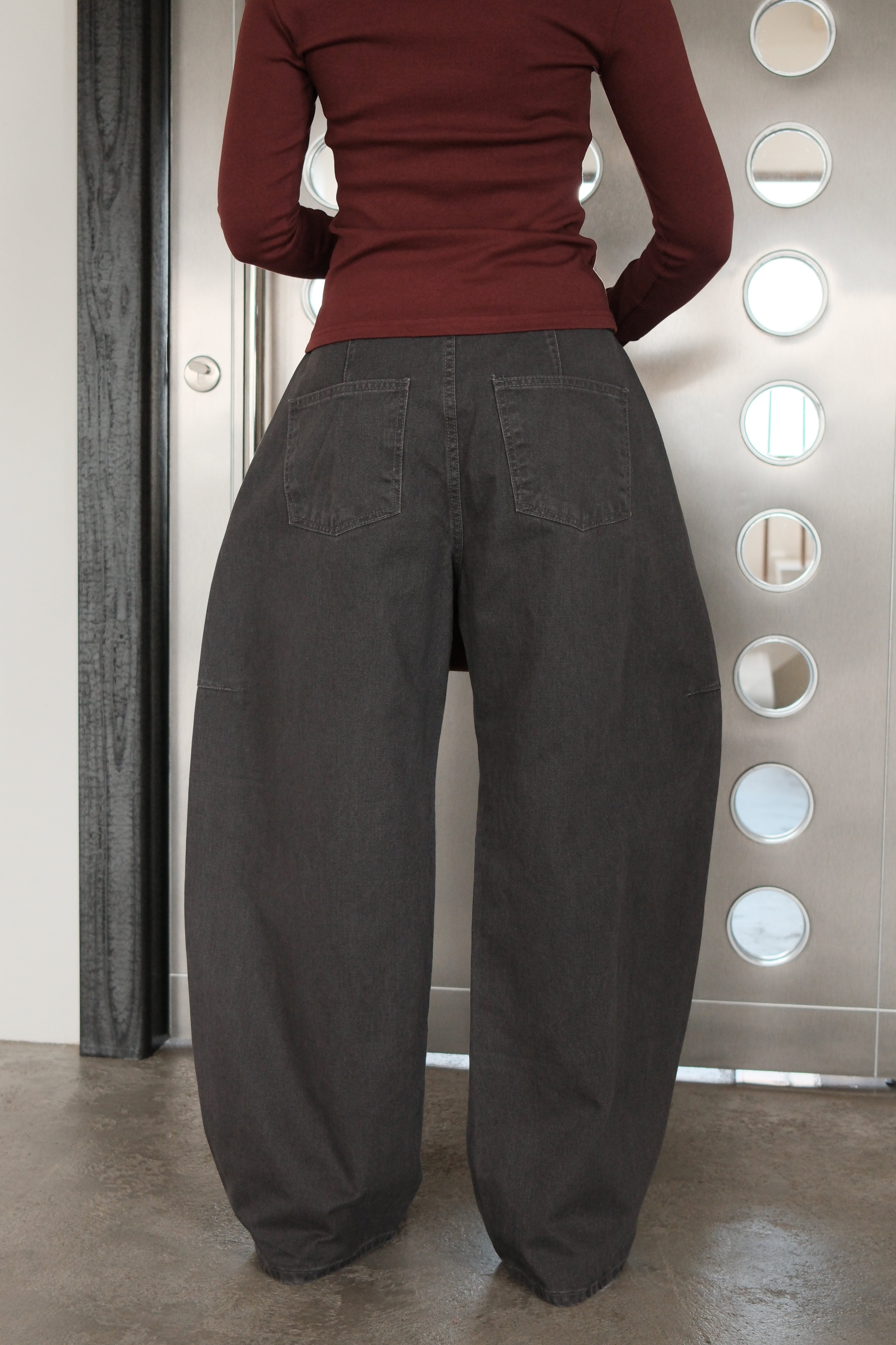 vintage wash balloon jeans