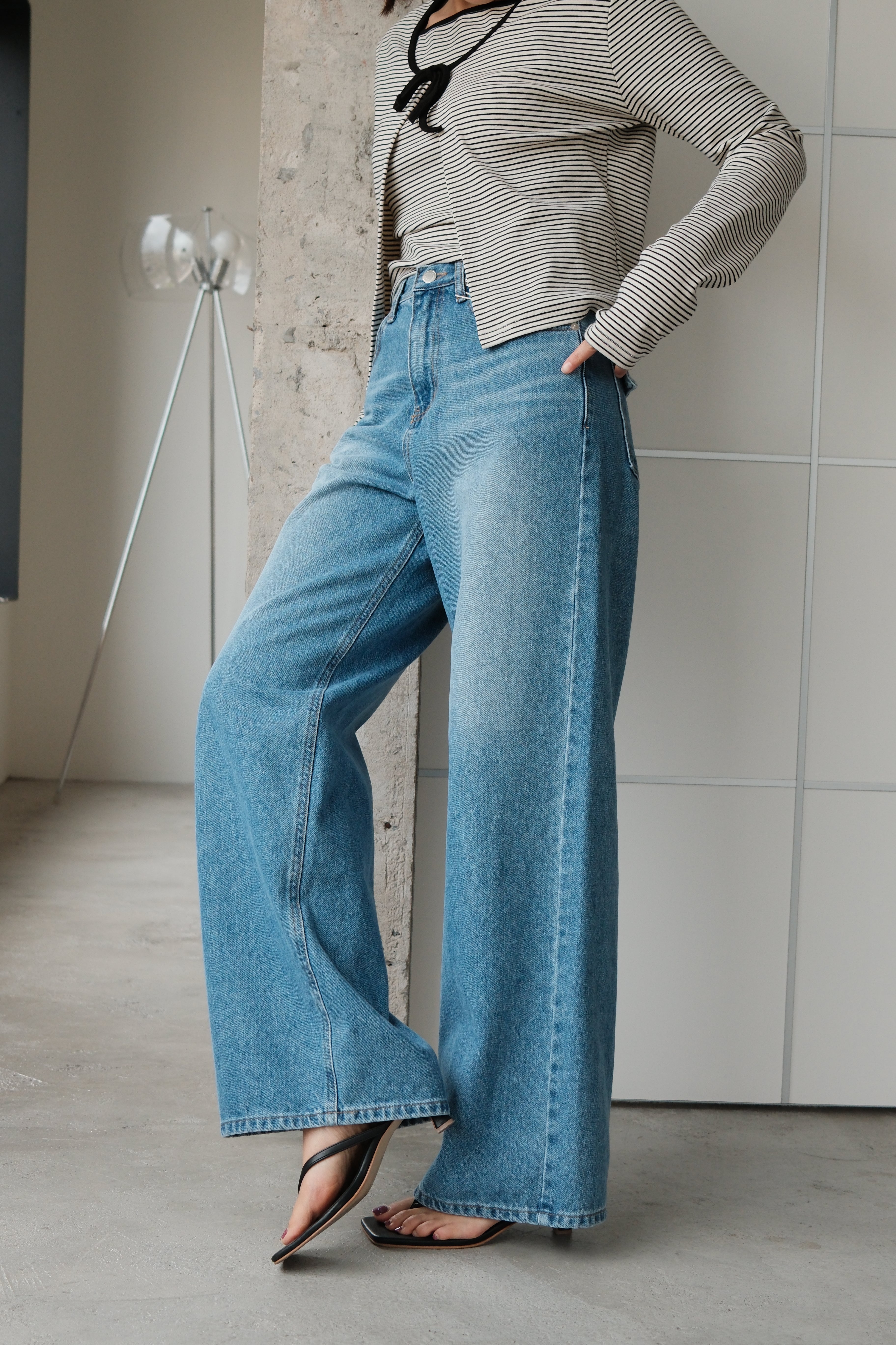 Nevis back pocket high-rise straight jeans