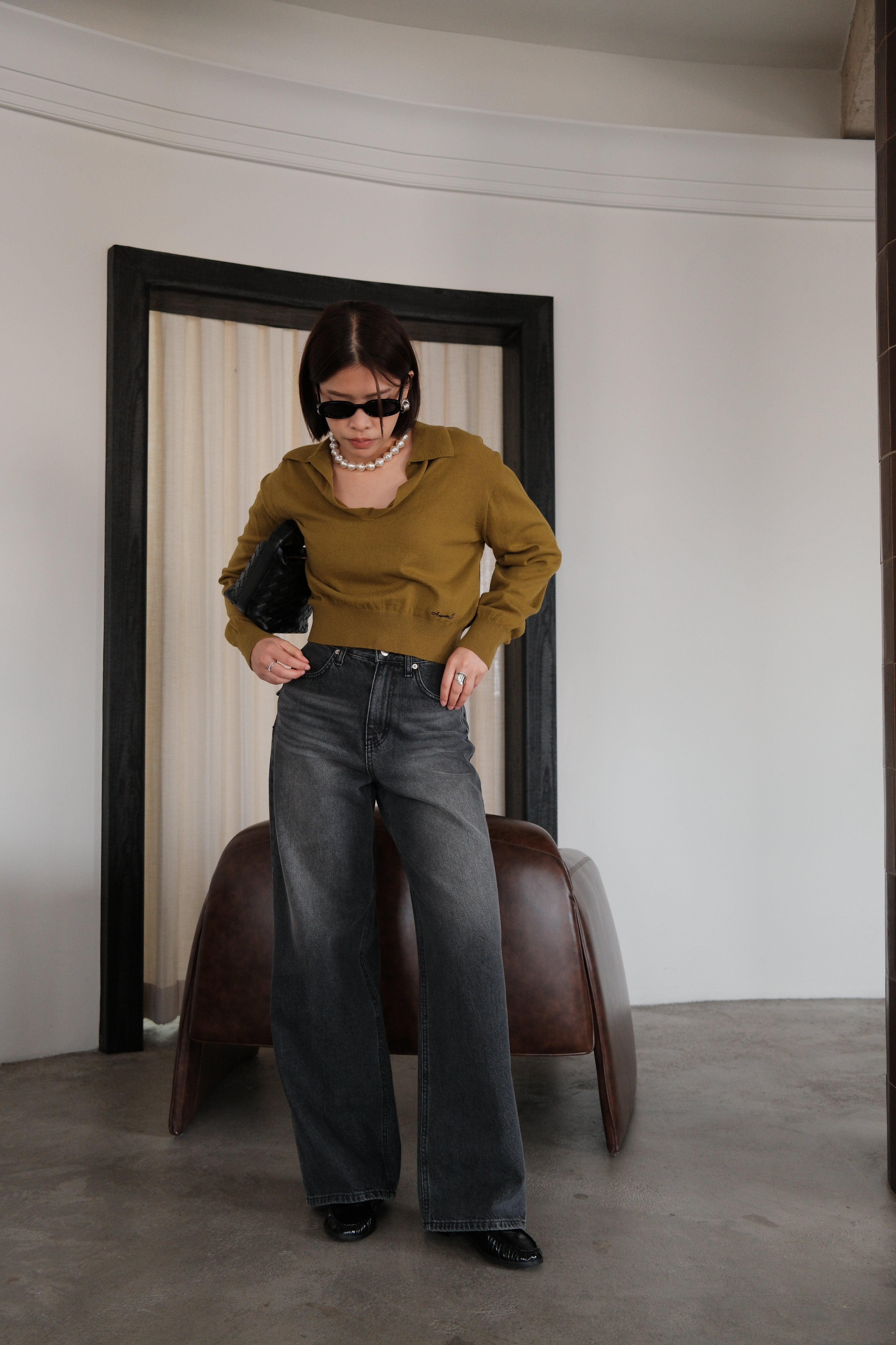 Nevis back pocket high-rise straight jeans