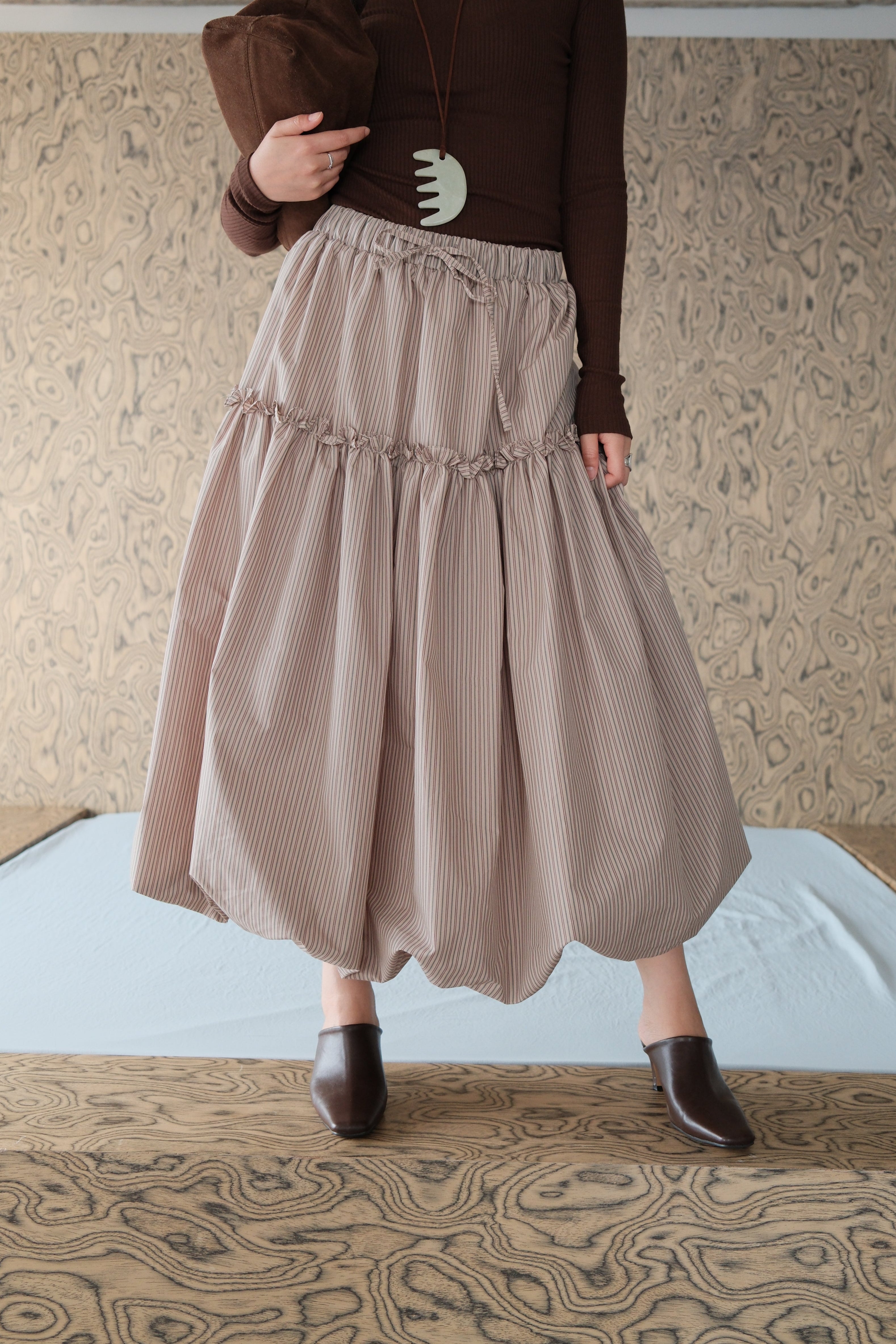 Ragon ruffle edge balloon skirt
