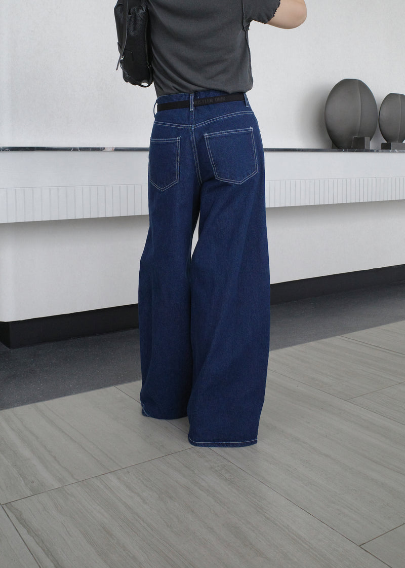wide leg jeans